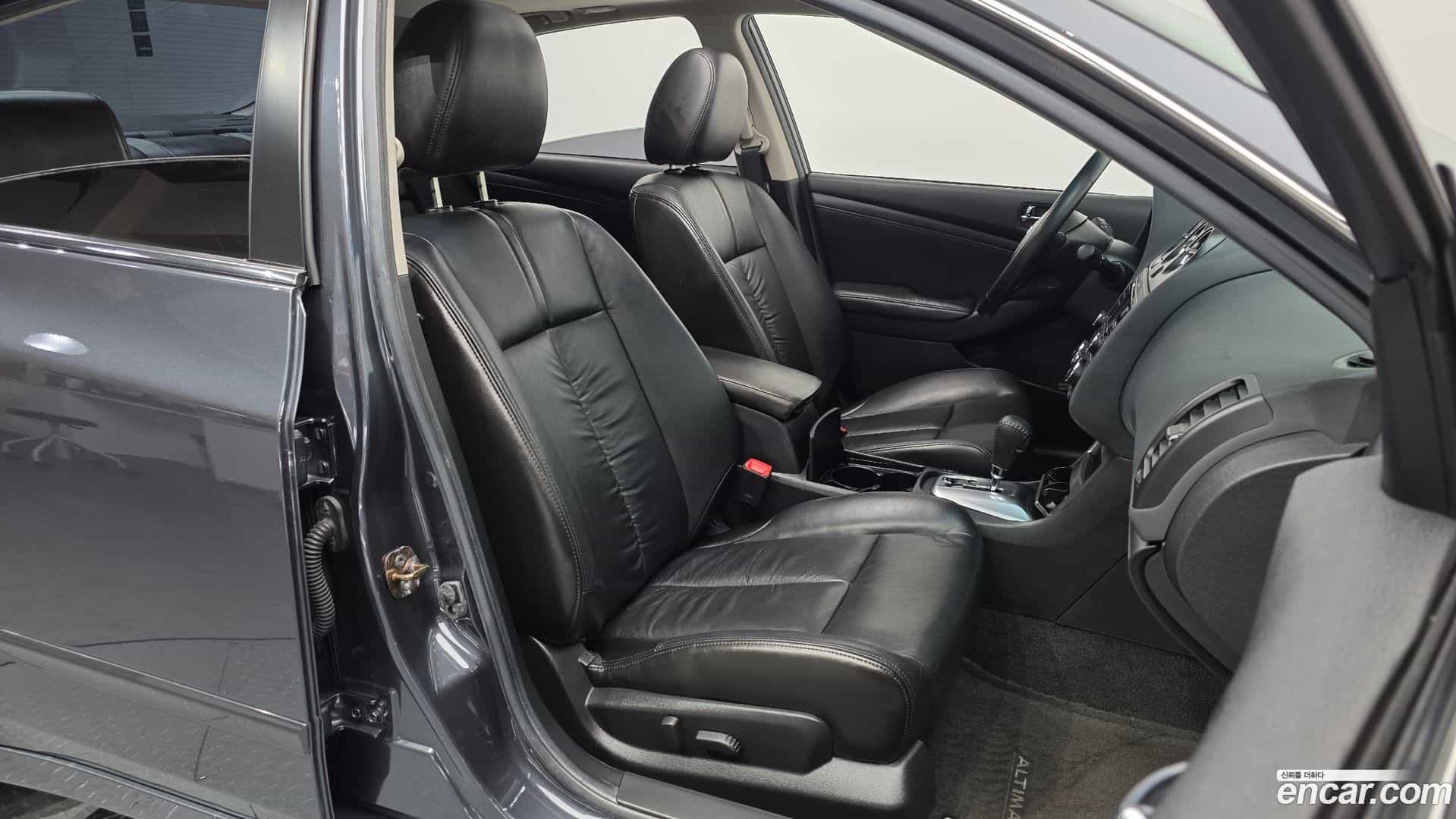 Altima Nissan 2010.6-INNER-010