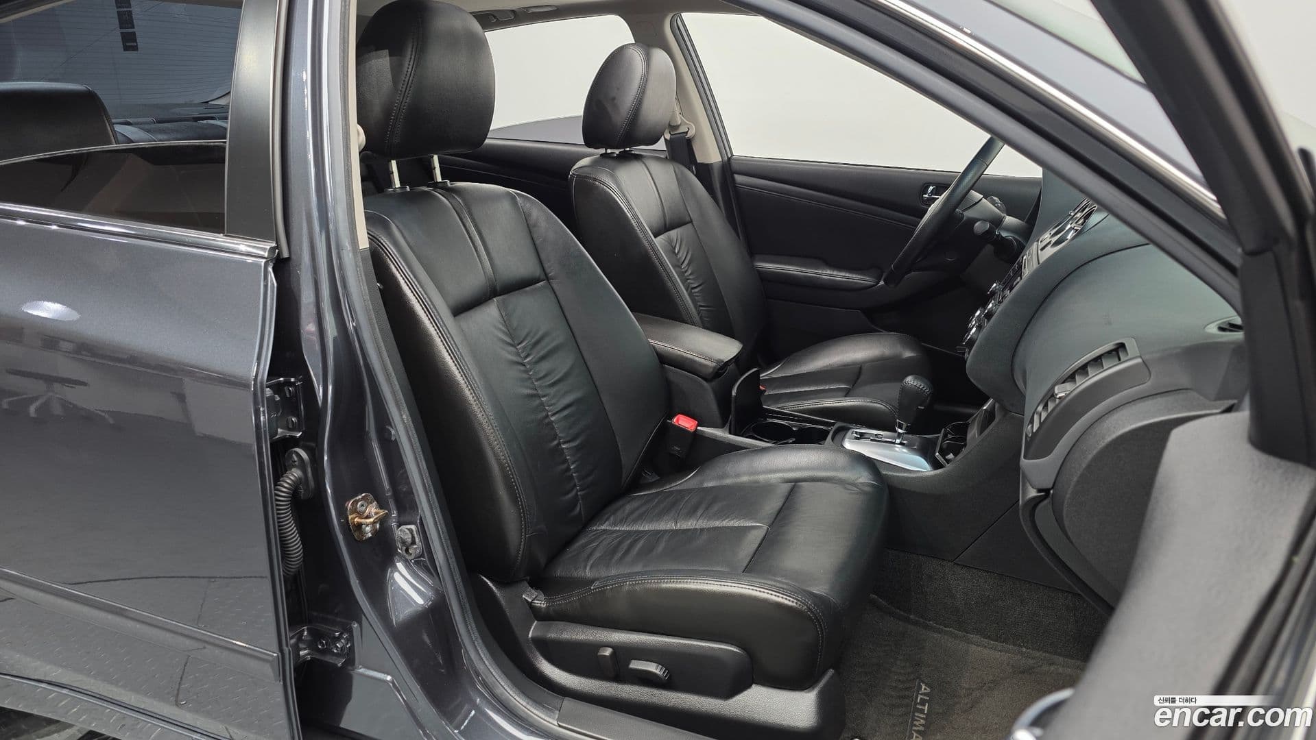 Main__Slider__Photo:Altima Nissan 2010.6-9