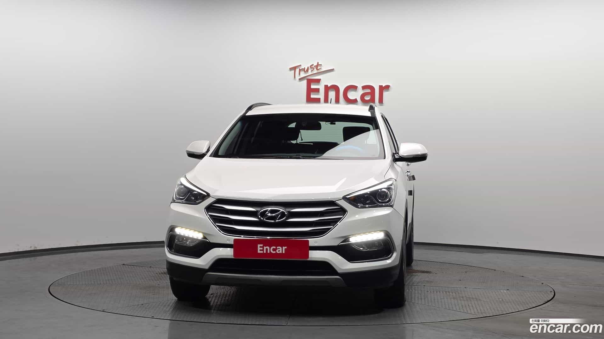 Santafe Hyundai 2017.4-OUTER-003