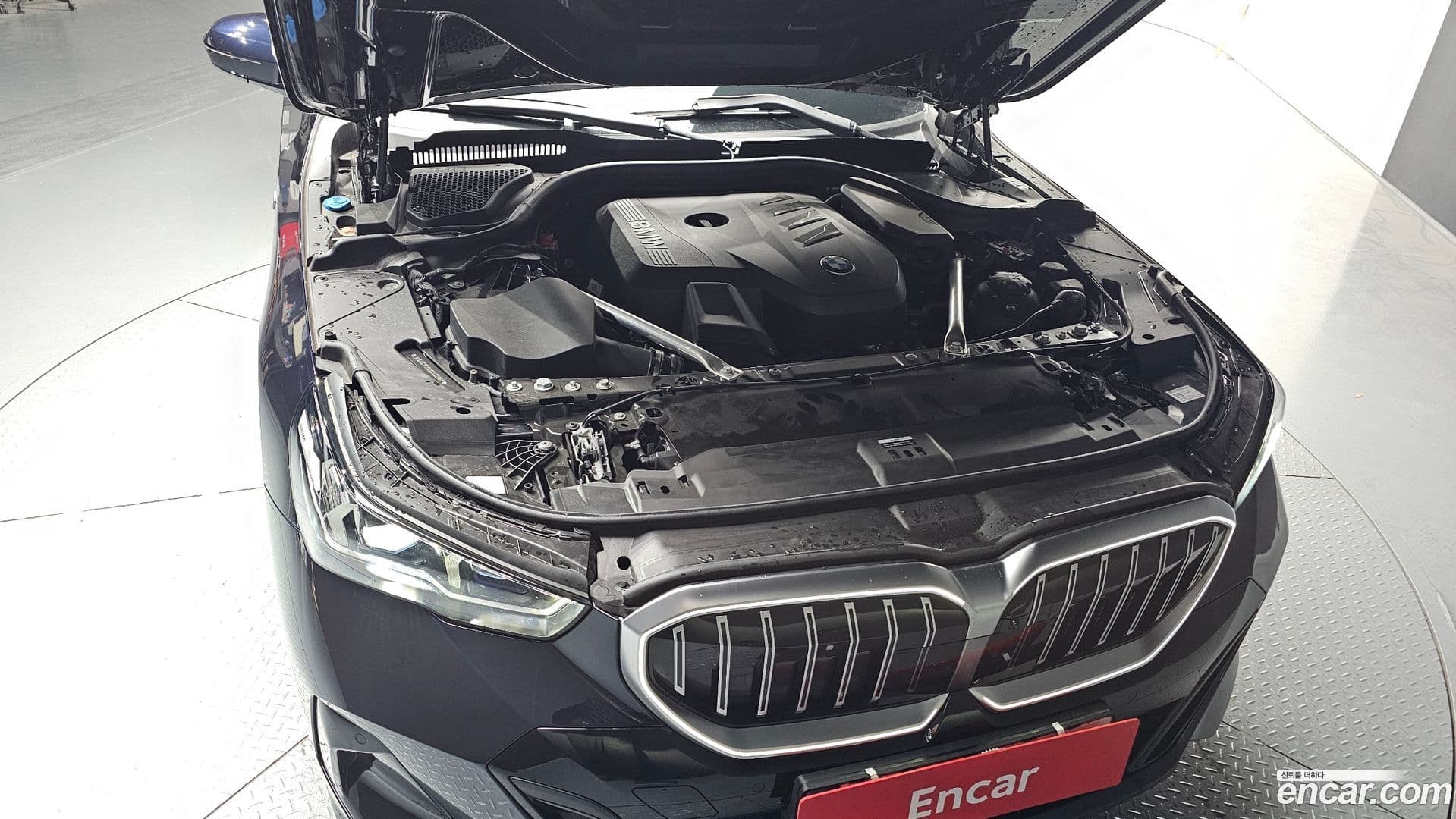 Main__Slider__Photo:5-Series BMW 2025.2-5