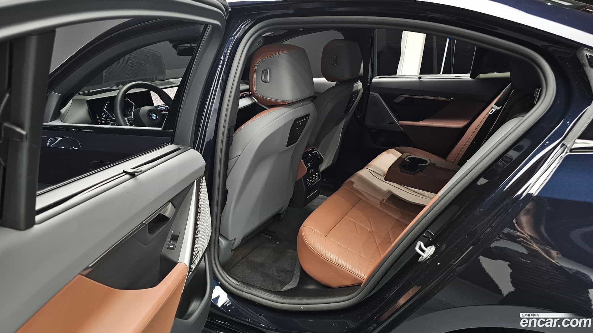 5-Series BMW 2025.2-OPTION-016