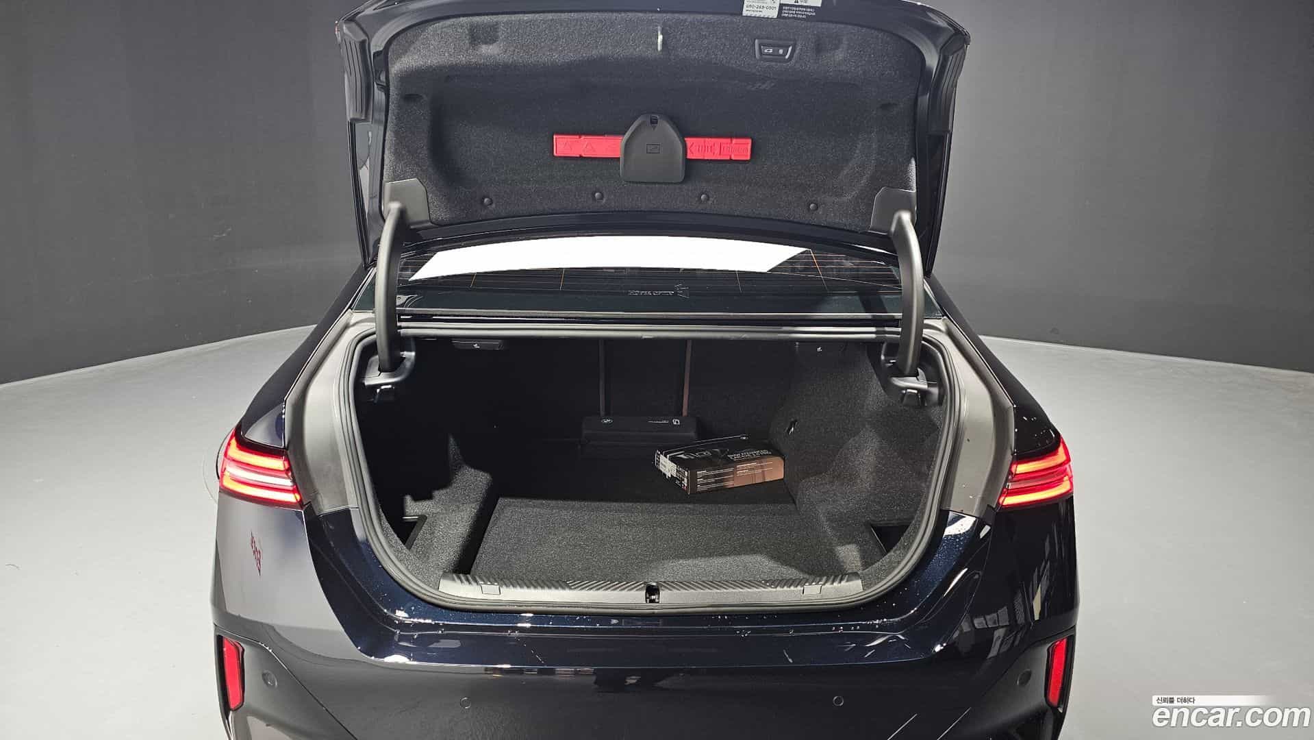 5-Series BMW 2025.2-OPTION-024