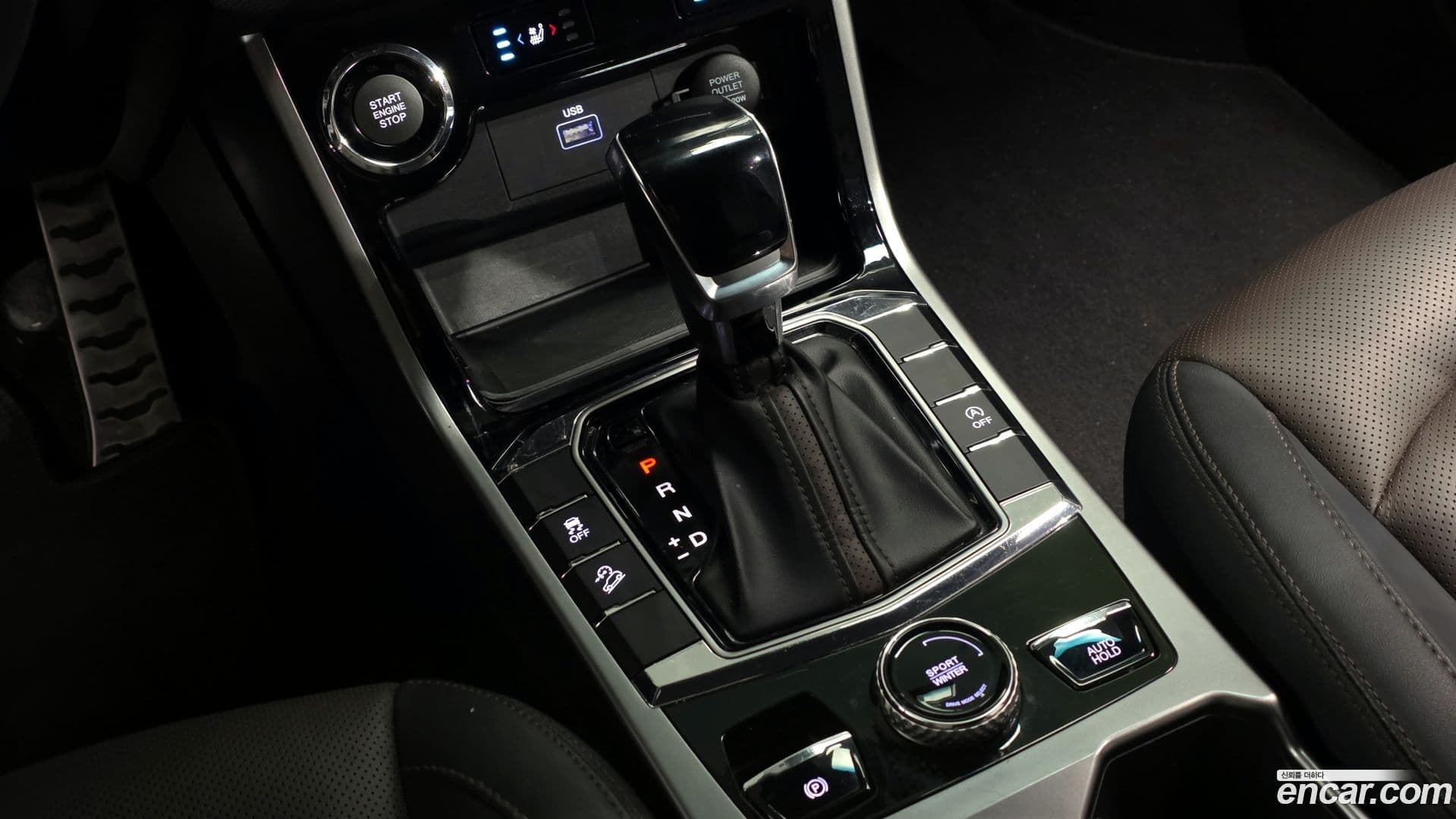 Main__Slider__Photo:KORANDO KG_Mobility_Ssangyong 2019.3-8