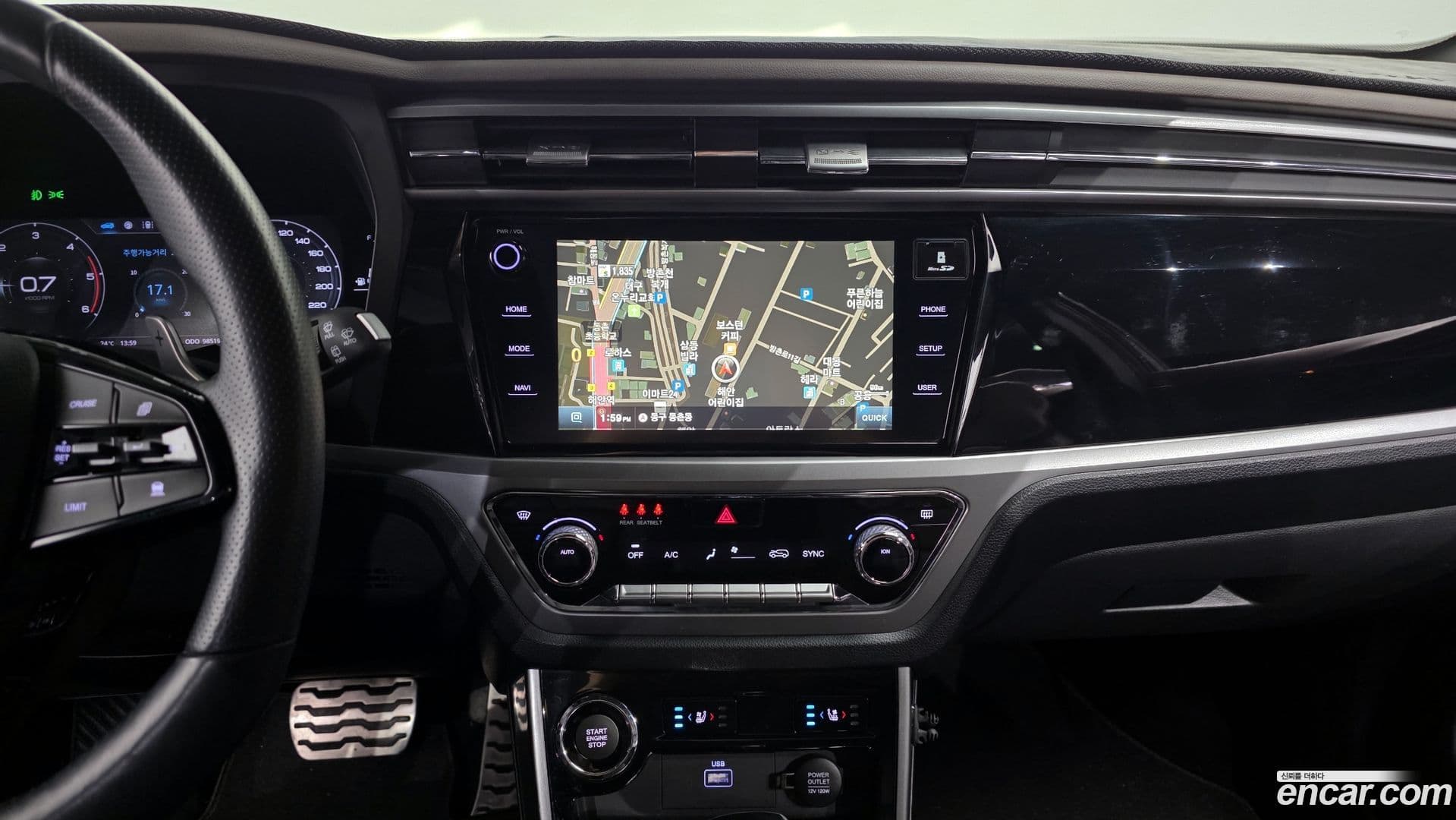 Main__Slider__Photo:KORANDO KG_Mobility_Ssangyong 2019.3-14