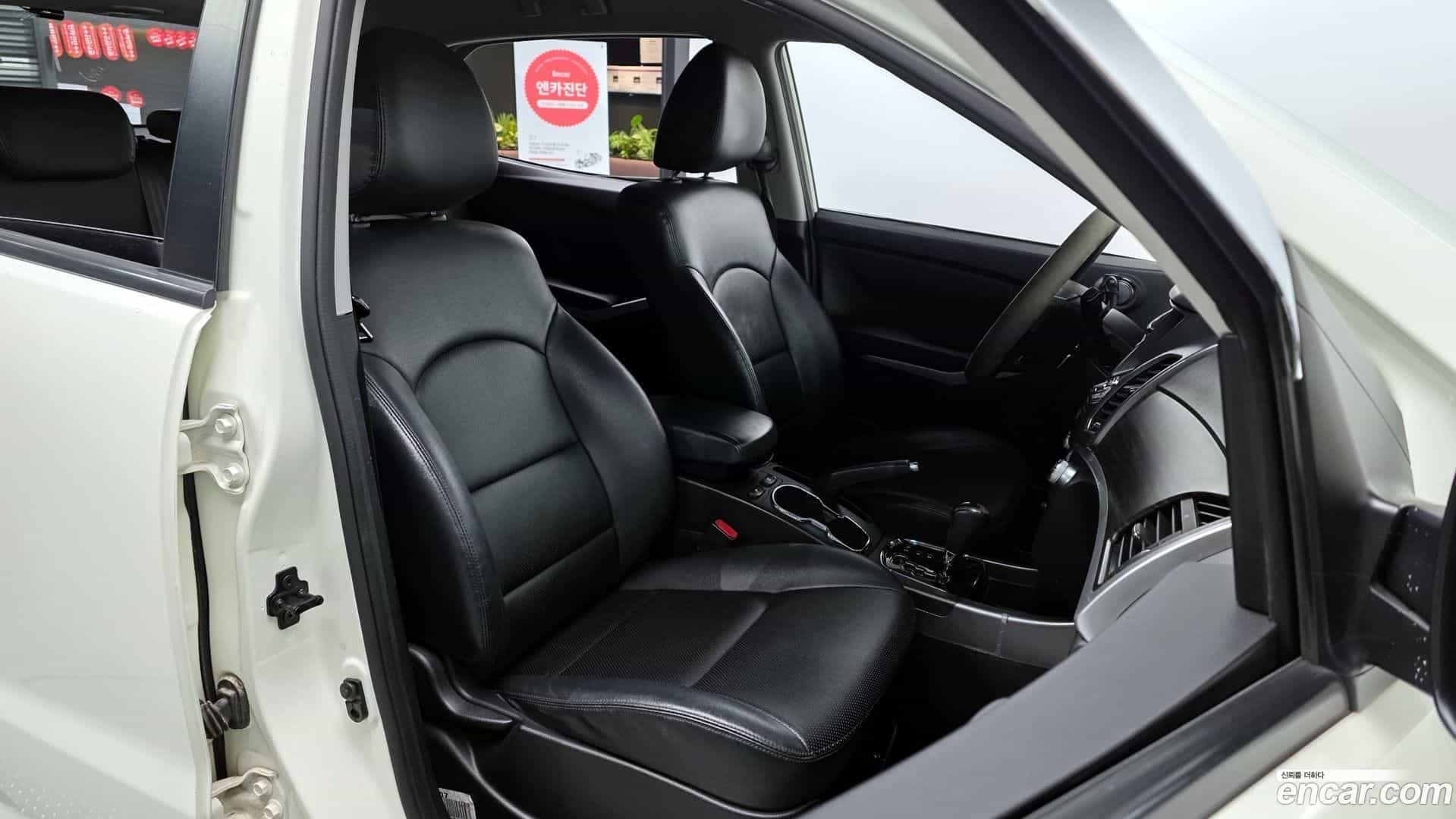 KORANDO KG_Mobility_Ssangyong 2014.11-INNER-010