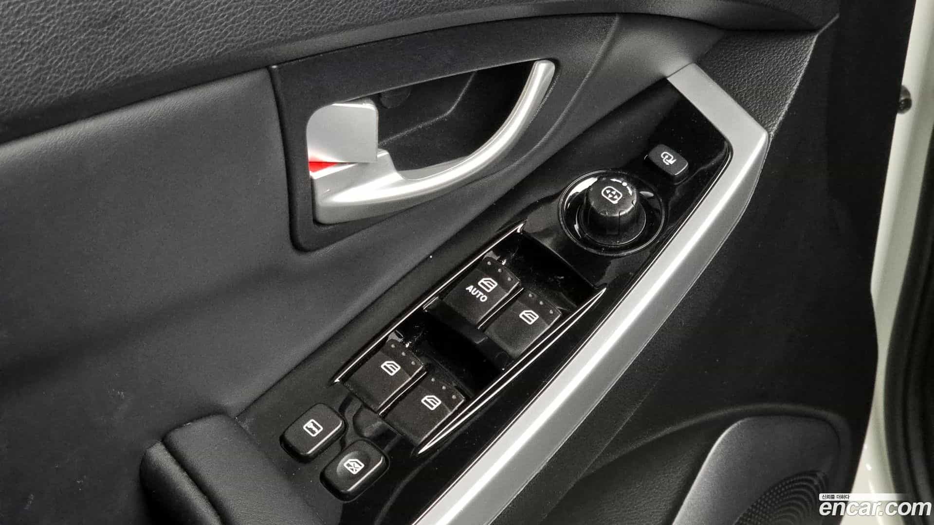 KORANDO KG_Mobility_Ssangyong 2014.11-OPTION-021