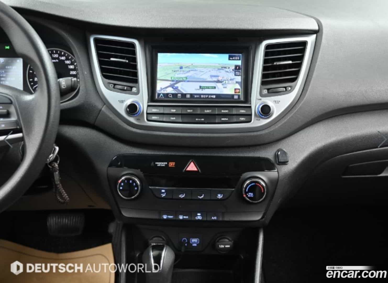 Tucson Hyundai 2016.8-OPTION-018