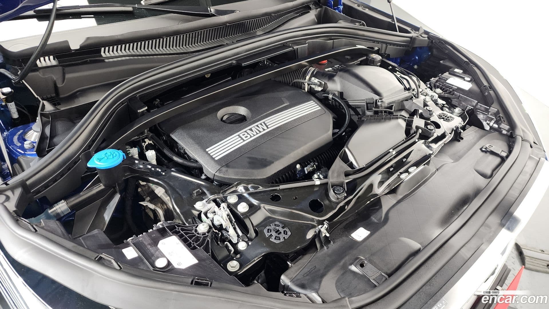 Main__Slider__Photo:X2 (F39) BMW 2025.6-5