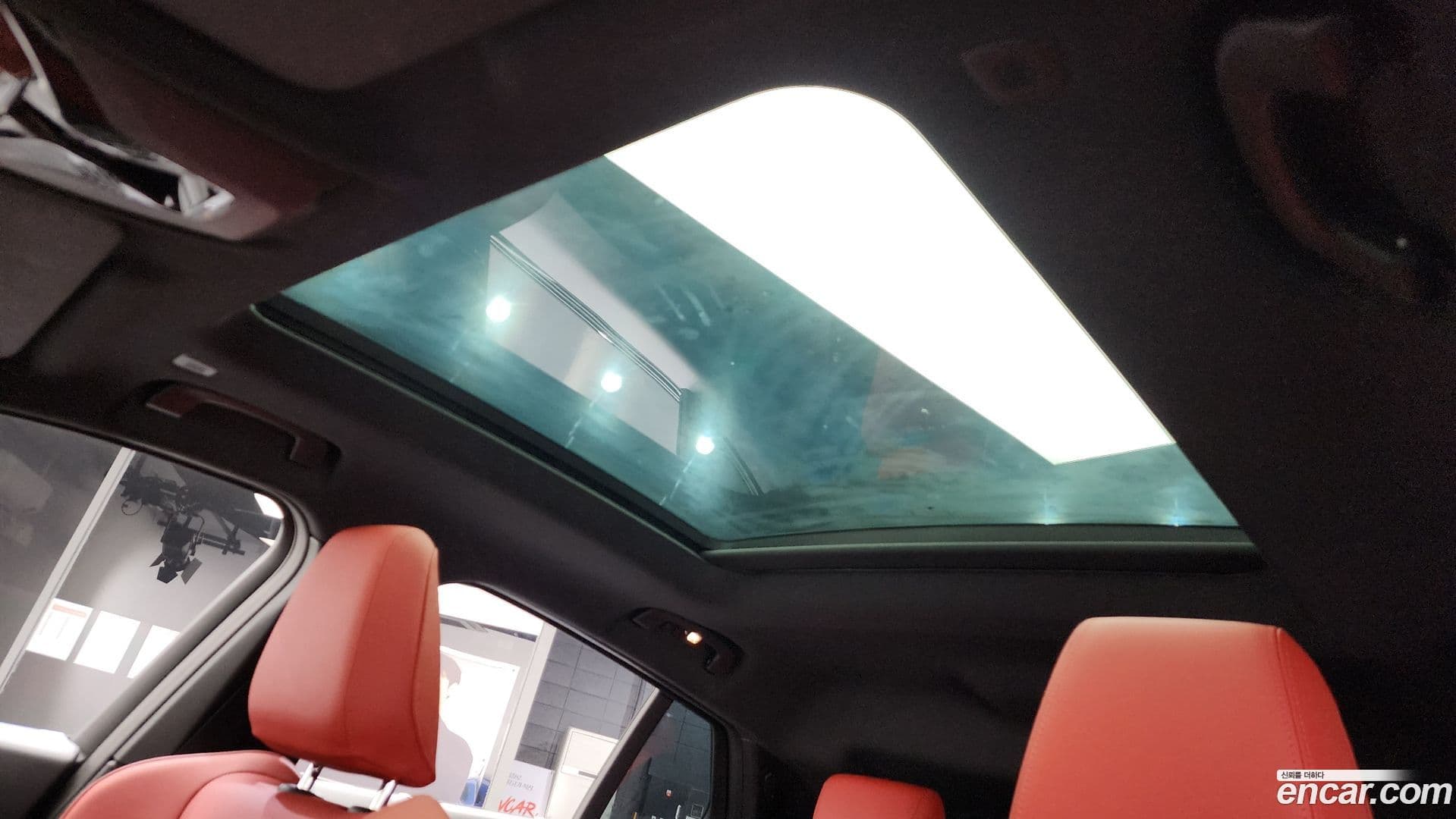 Main__Slider__Photo:X2 (F39) BMW 2025.6-18