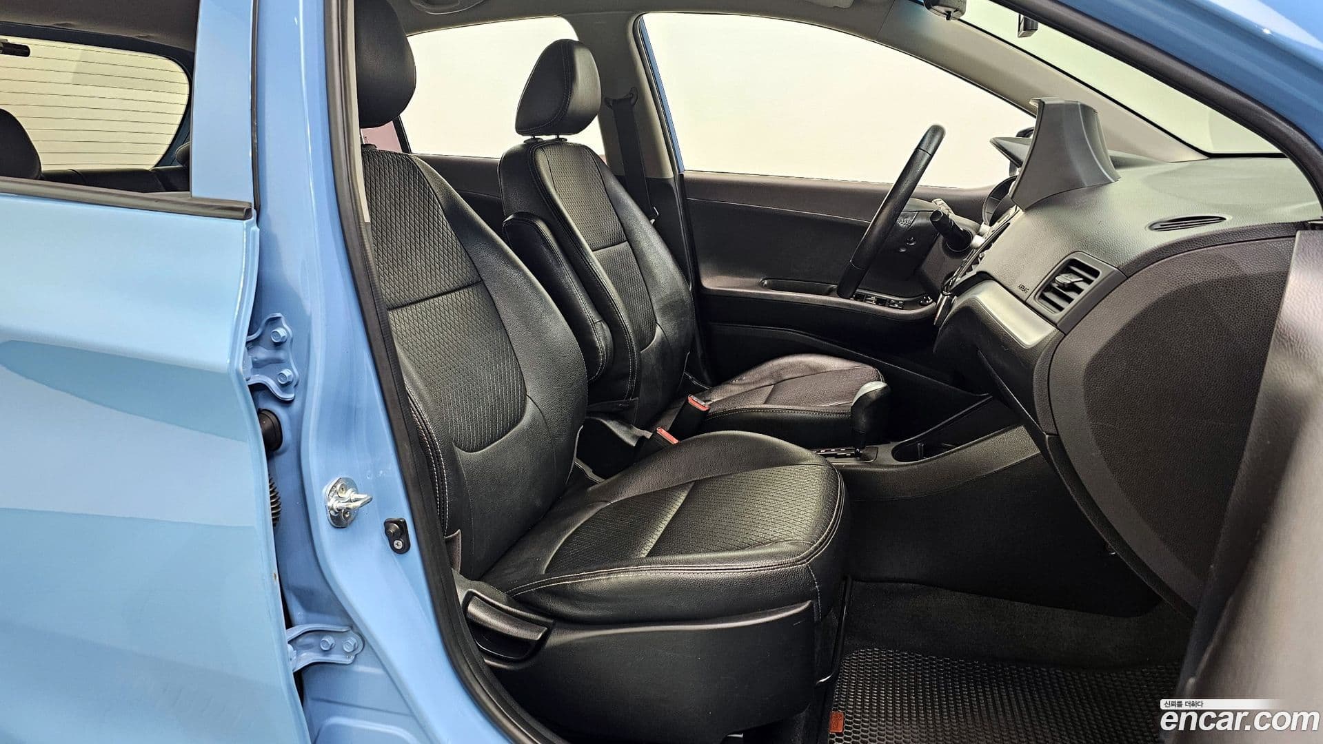 Main__Slider__Photo:morning Kia 2012.2-10