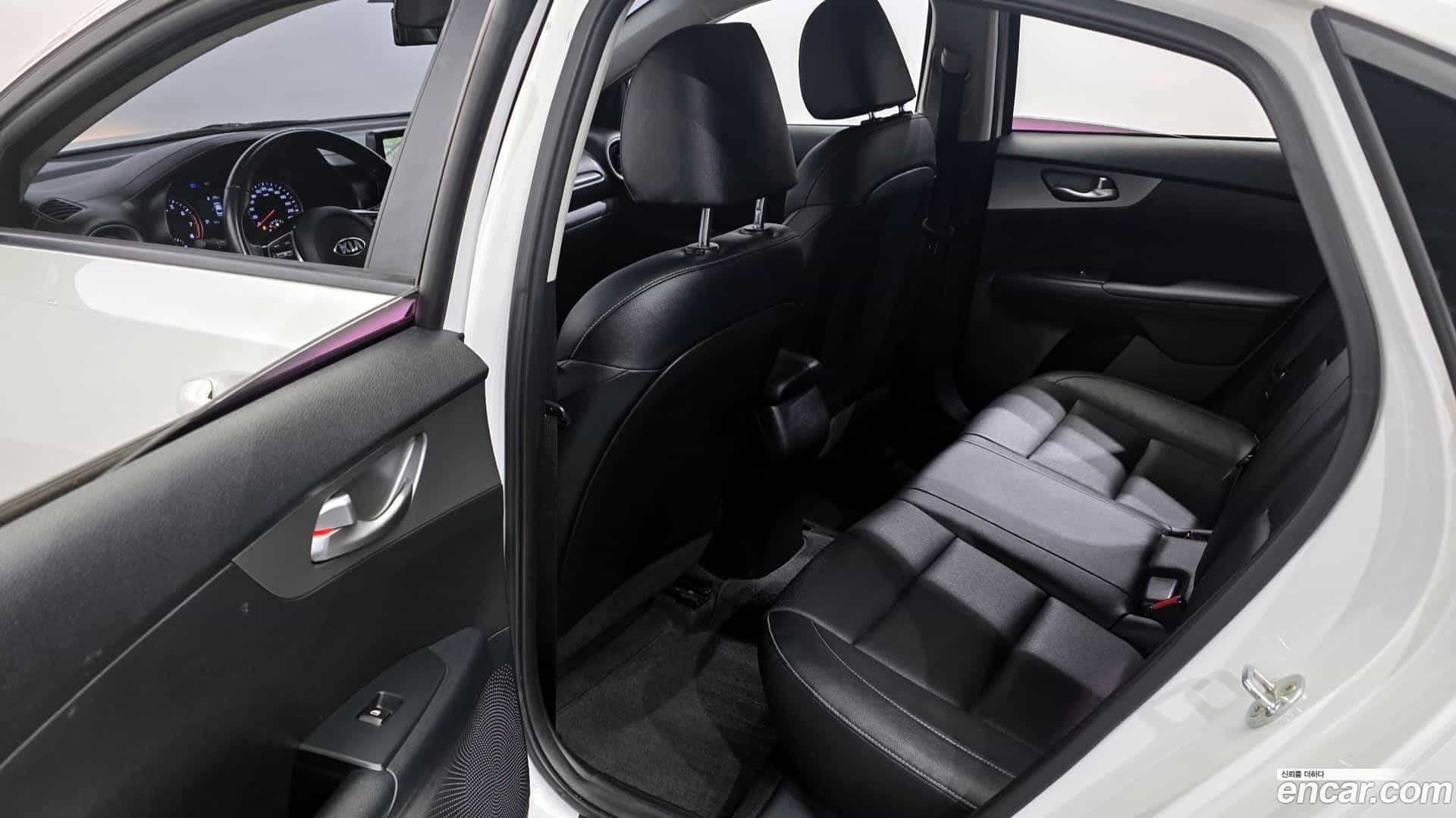 K3 Kia 2020.7-OPTION-015