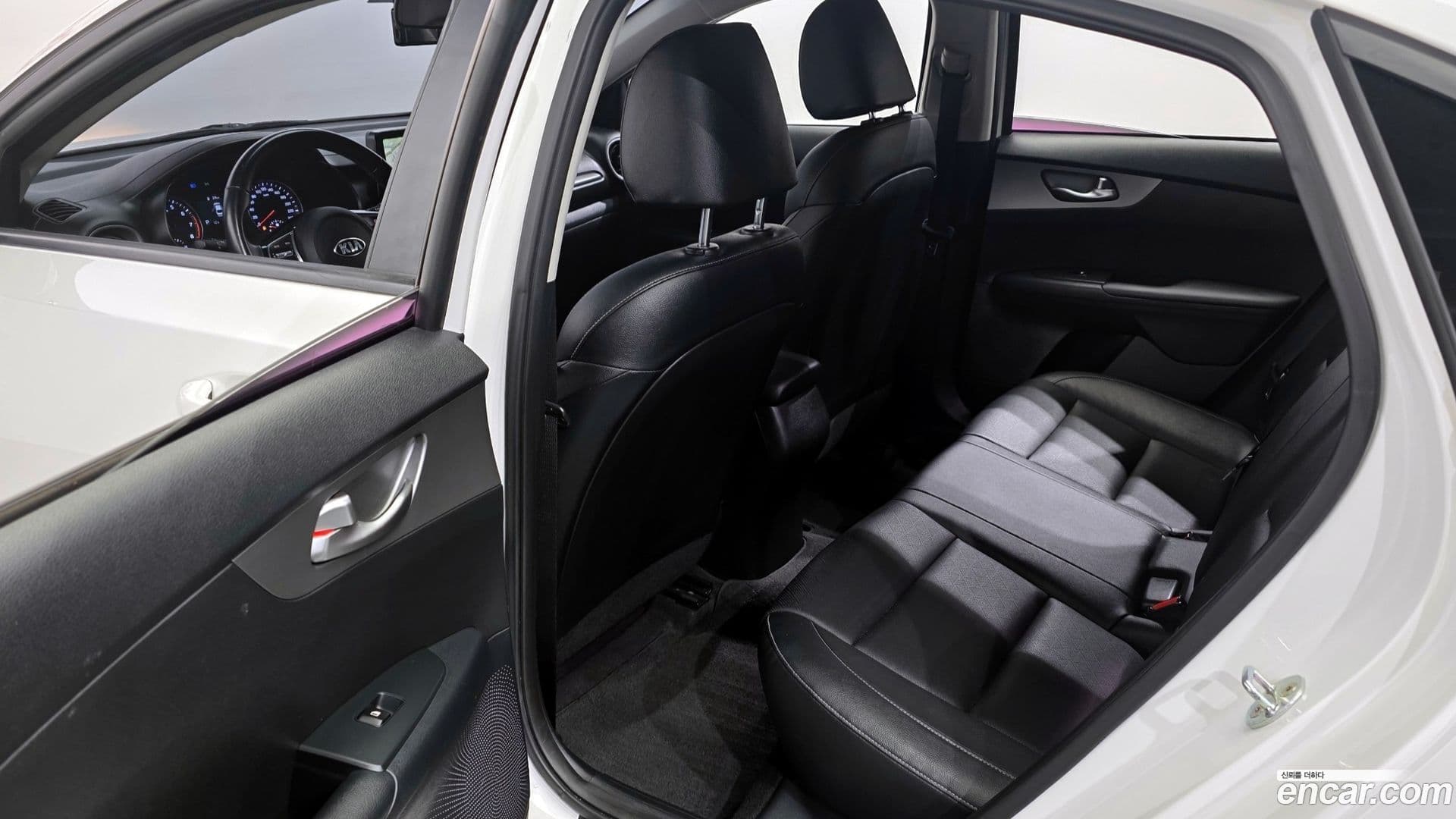 Main__Slider__Photo:K3 Kia 2020.7-10