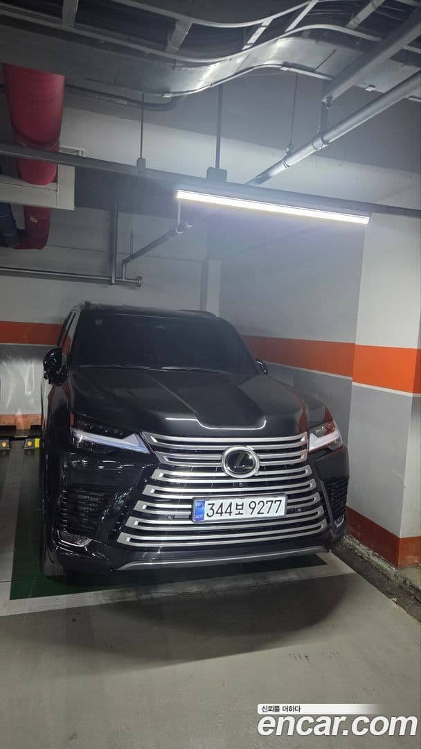 Main__Slider__Photo:LX Lexus 2025.2-0