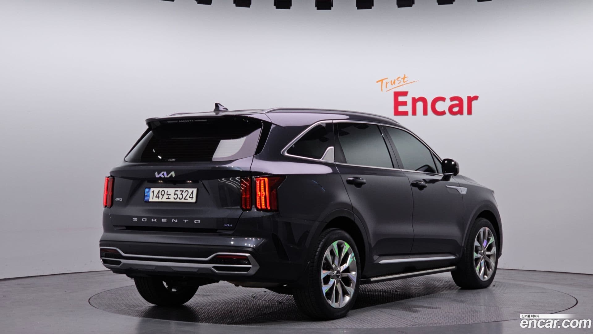 Main__Slider__Photo:Sorento Kia 2021.9-1