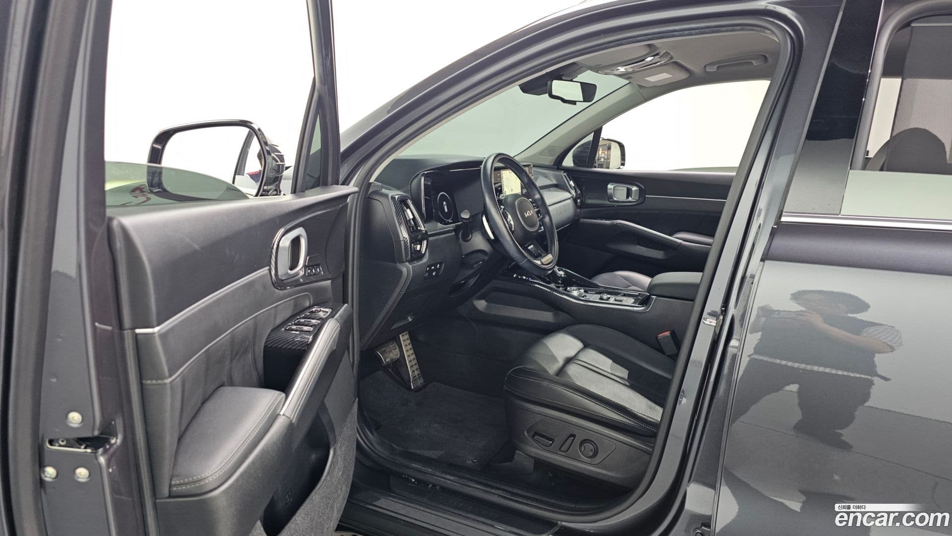 Main__Slider__Photo:Sorento Kia 2021.9-9