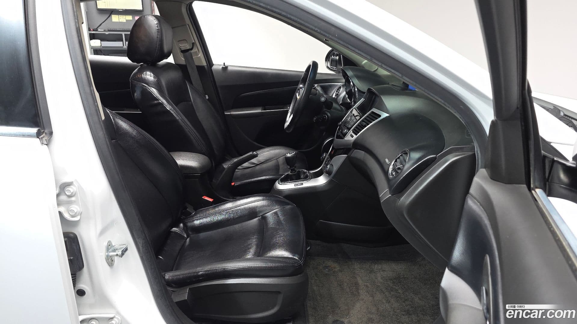 Main__Slider__Photo:Cruze ChevroletGMDaewoo 2011.9-9