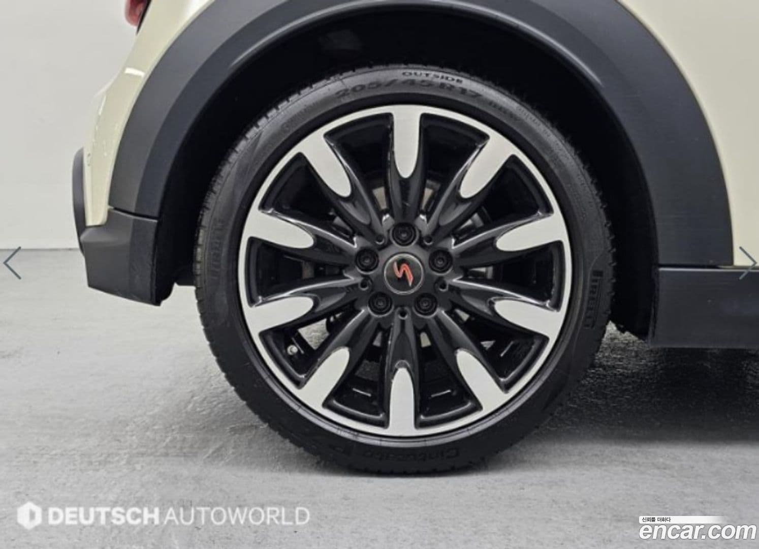 Main__Slider__Photo:Cooper Mini 2022.11-3