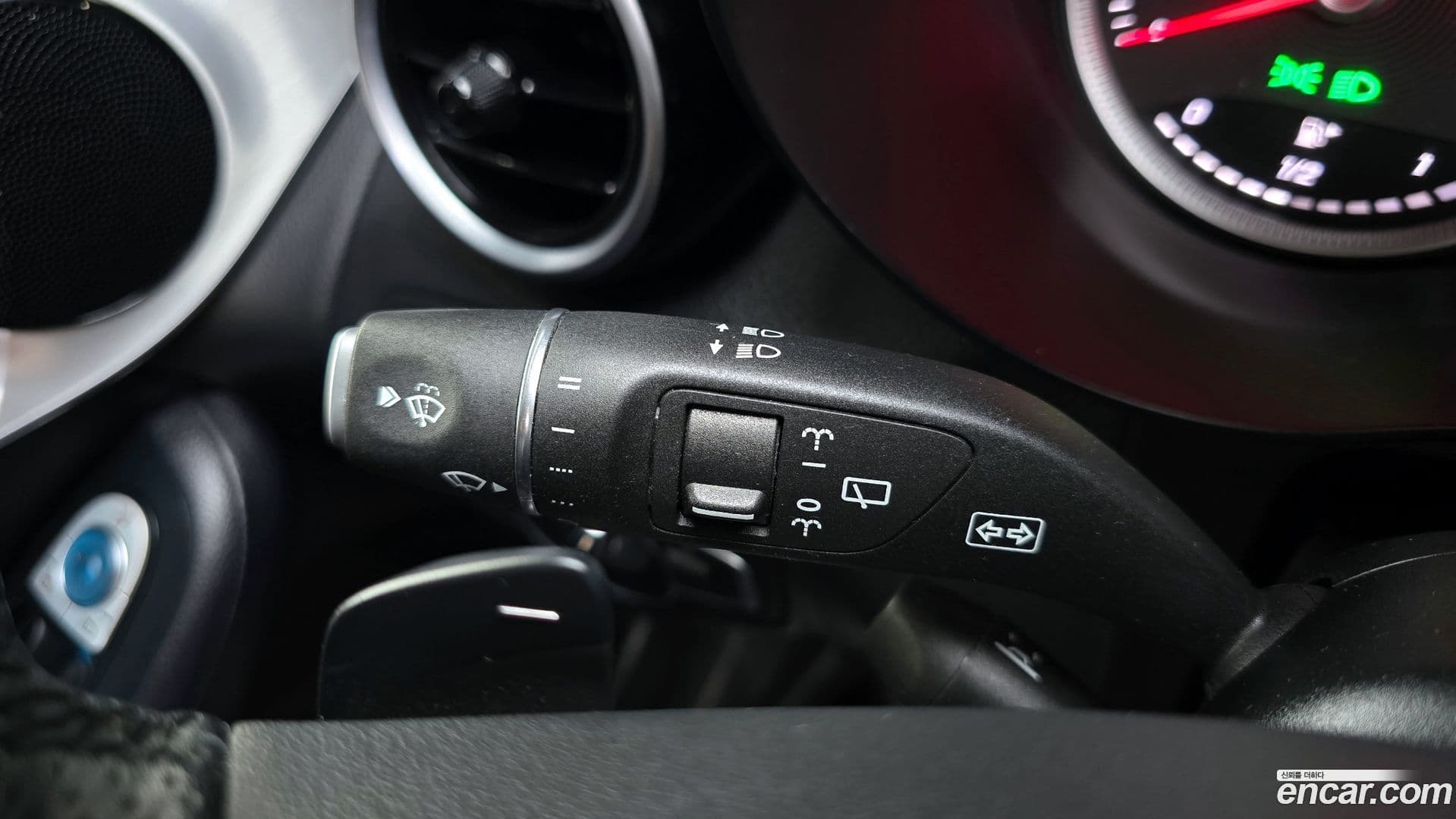 Main__Slider__Photo:GLC-Class Mercedes-Benz 2018.7-13