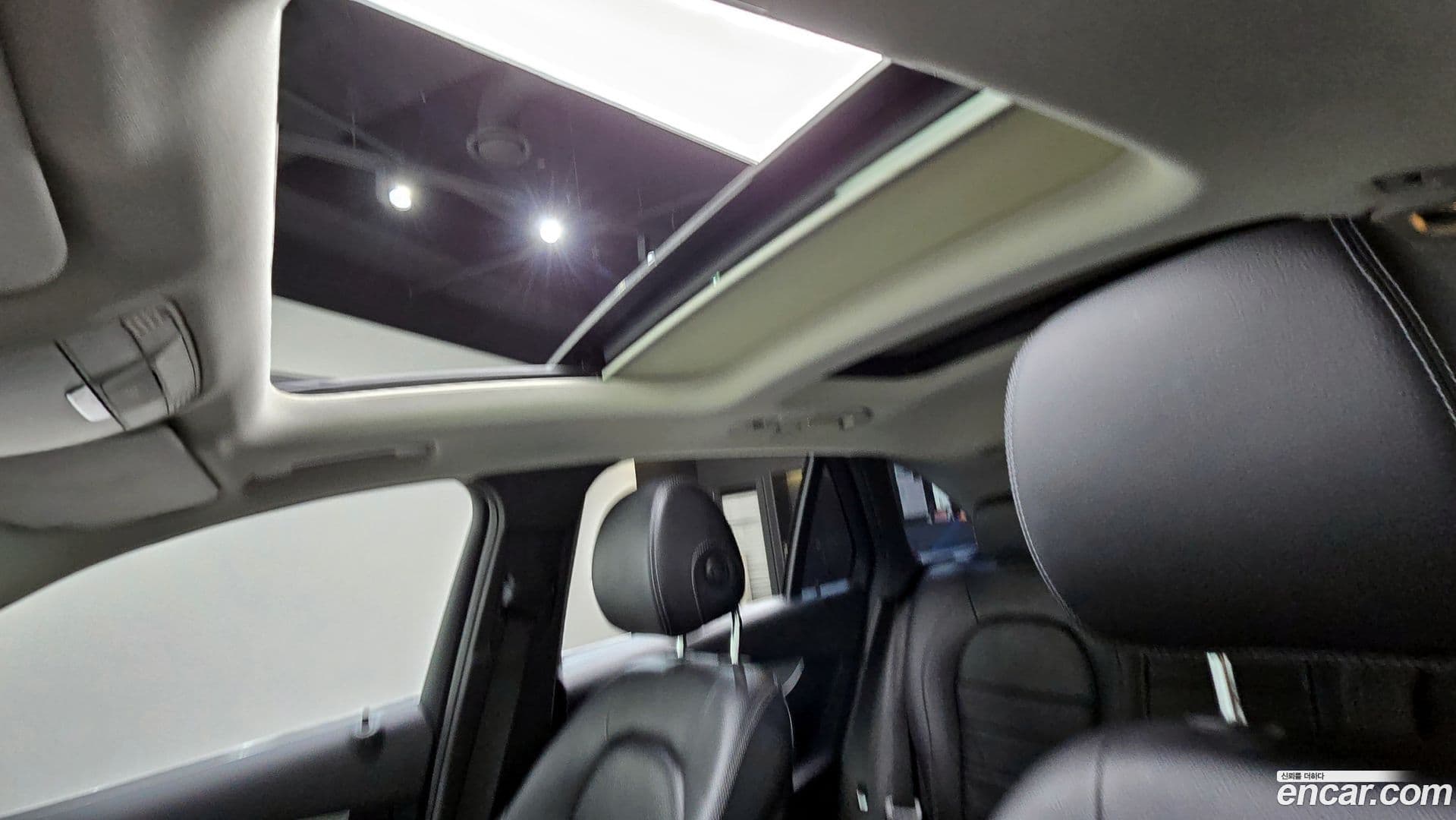 Main__Slider__Photo:GLC-Class Mercedes-Benz 2018.7-18