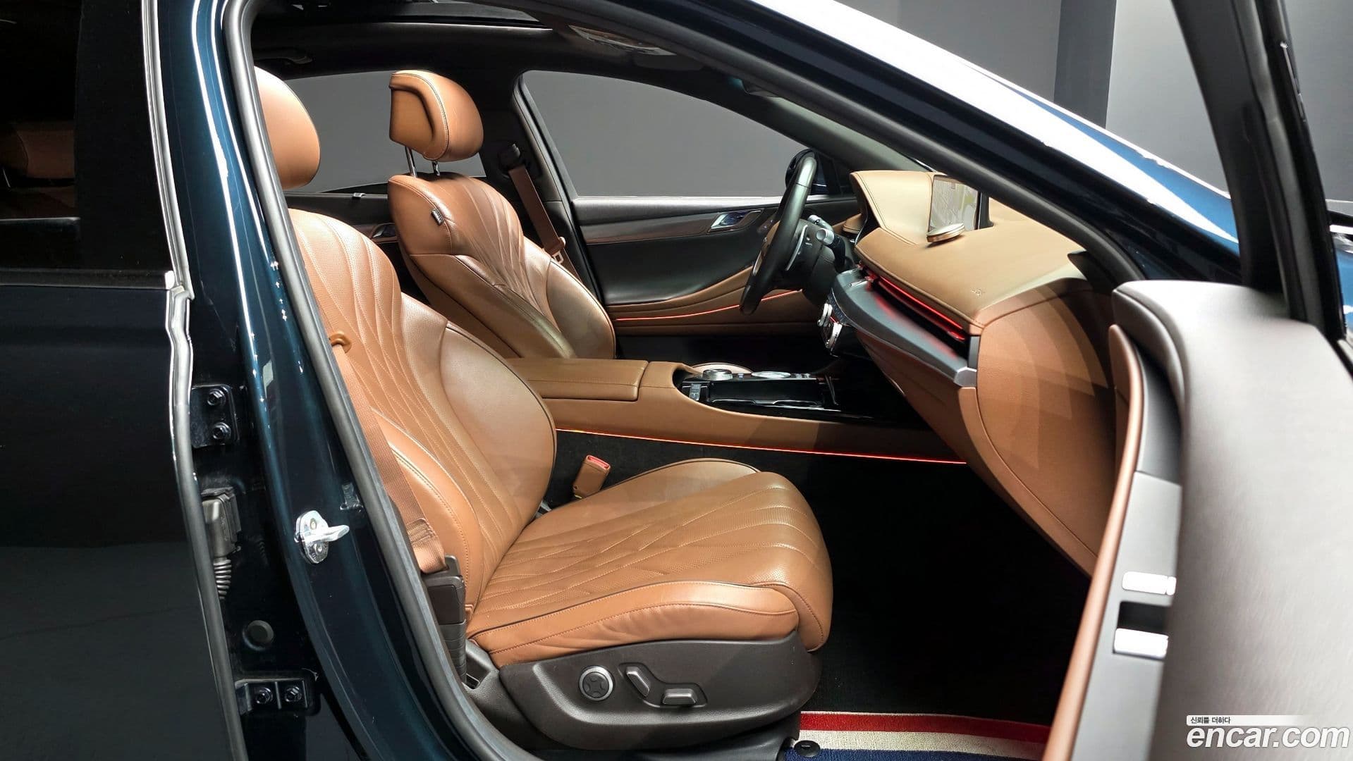 Main__Slider__Photo:G80 Genesis 2020.5-10