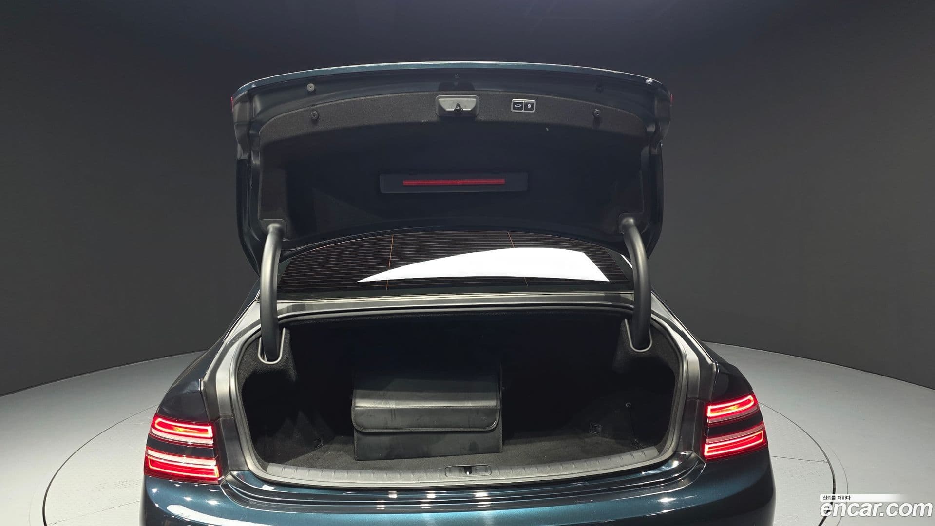 Main__Slider__Photo:G80 Genesis 2020.5-19