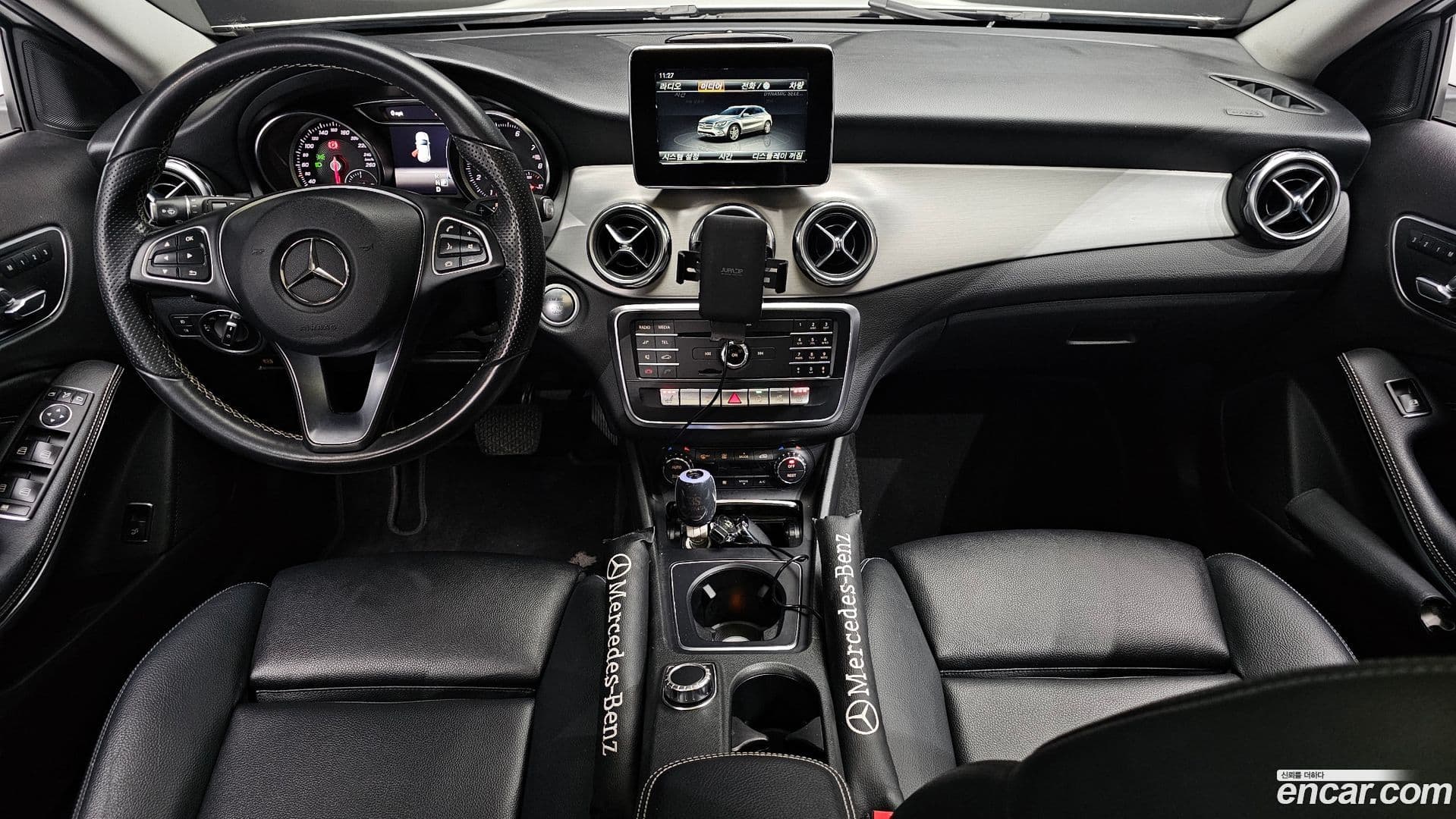 Main__Slider__Photo:GLA-Class Mercedes-Benz 2018.3-6