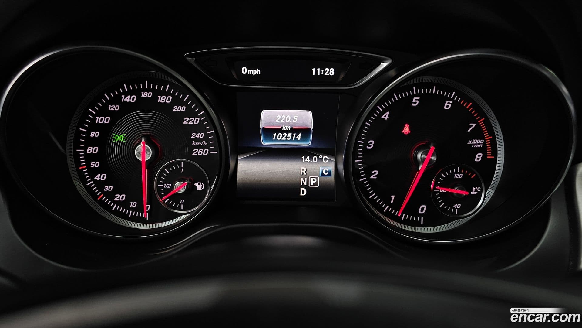 Main__Slider__Photo:GLA-Class Mercedes-Benz 2018.3-7