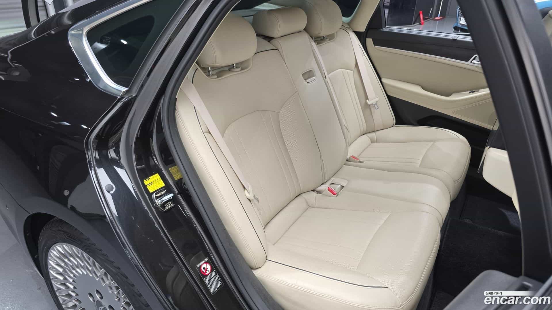 G80 Genesis 2017.7-OPTION-016