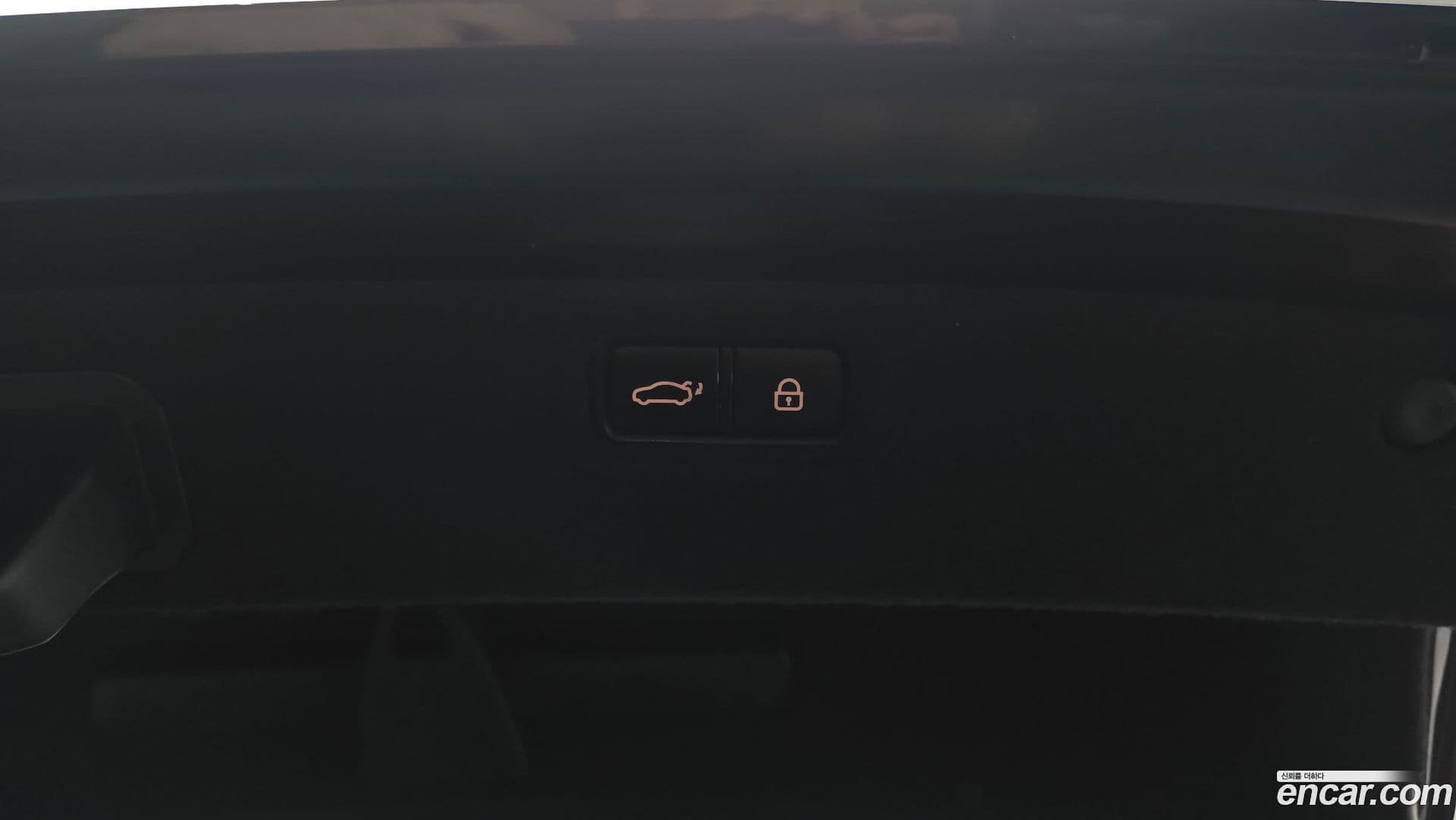 Main__Slider__Photo:G80 Genesis 2017.7-19