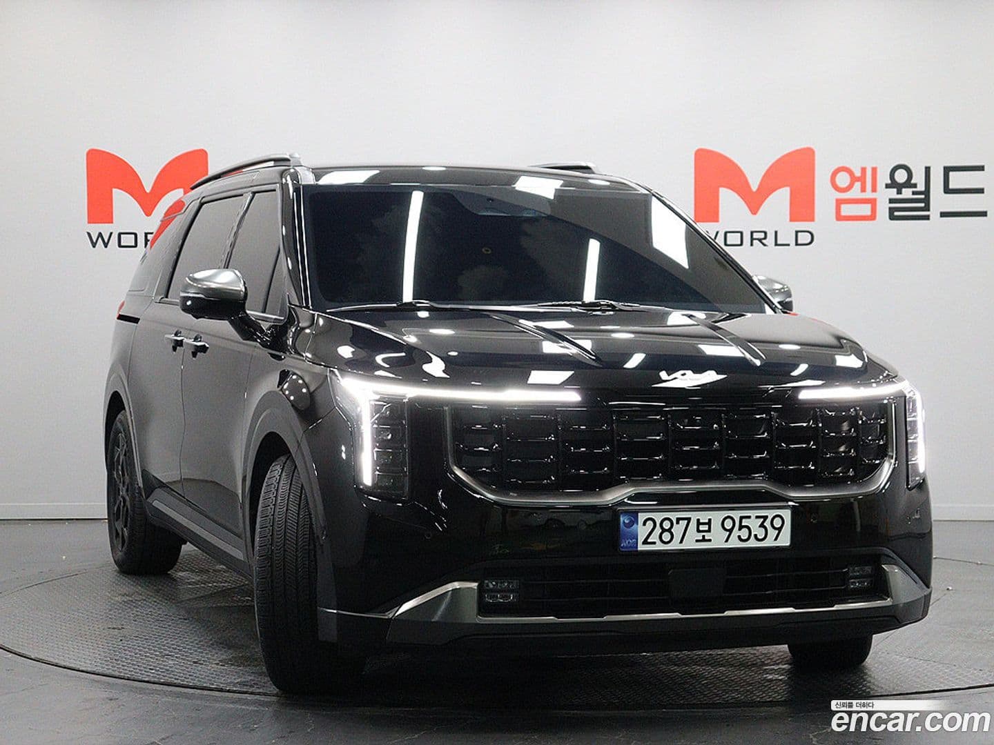 Main__Slider__Photo:Canival Kia 2025.4-2