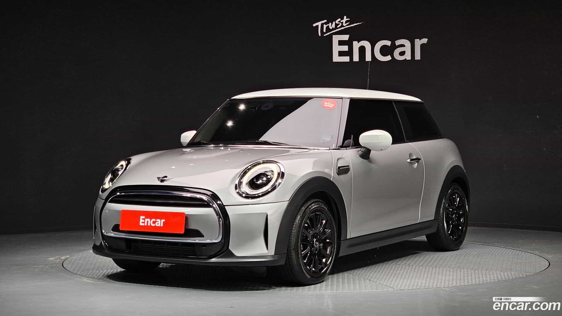 Cooper Mini 2023.10-OUTER-001