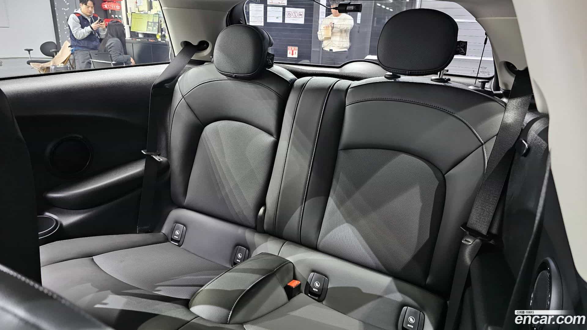 Cooper Mini 2023.10-OPTION-016