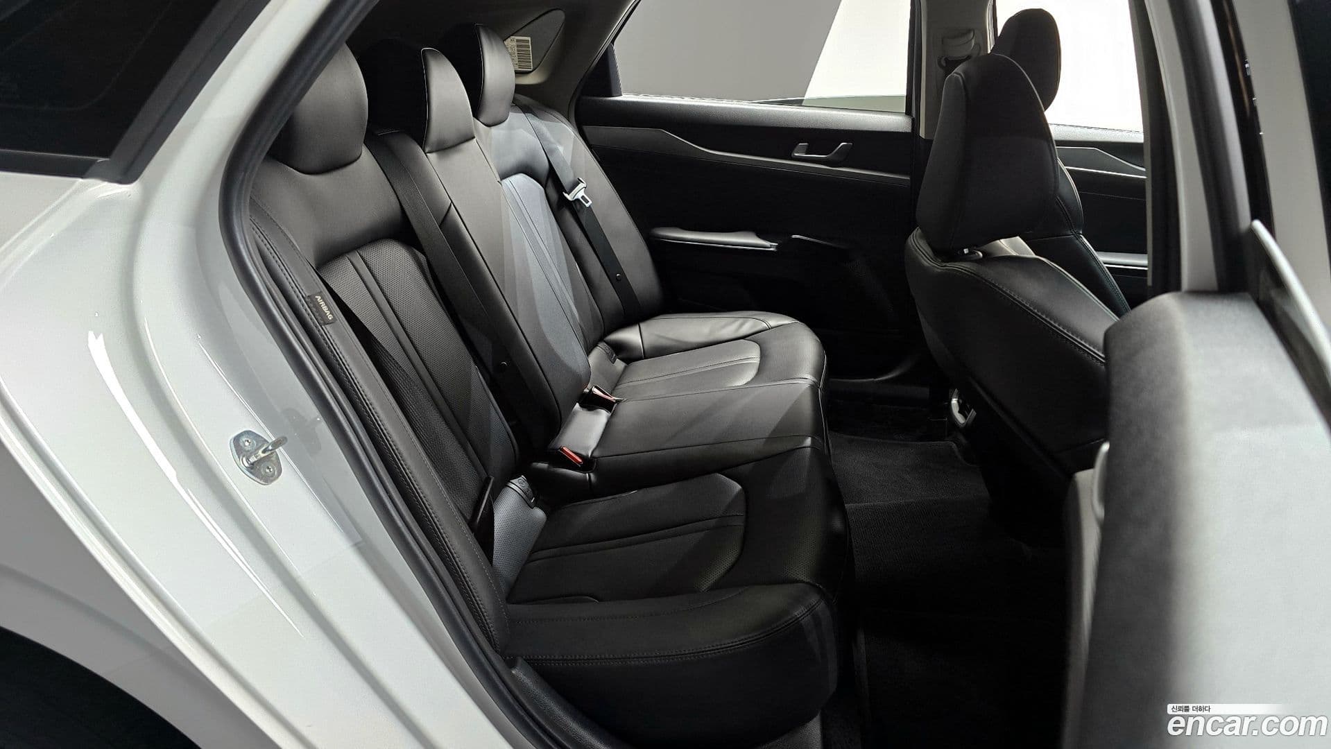 Main__Slider__Photo:K5 Kia 2024.0-11