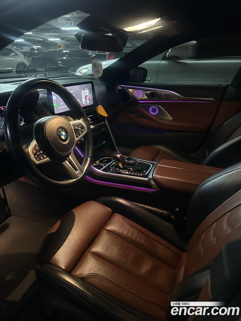 Main__Slider__Photo:8-Series BMW 2022.10-5