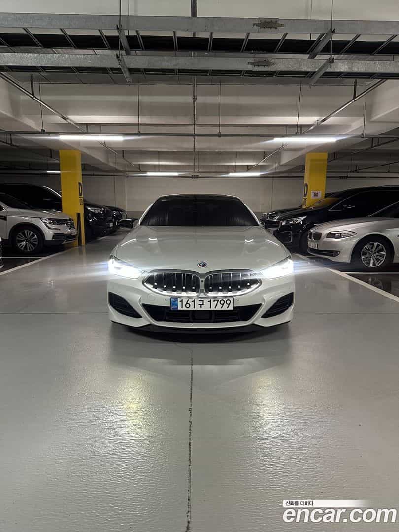 8-Series BMW 2022.10-OPTION-019