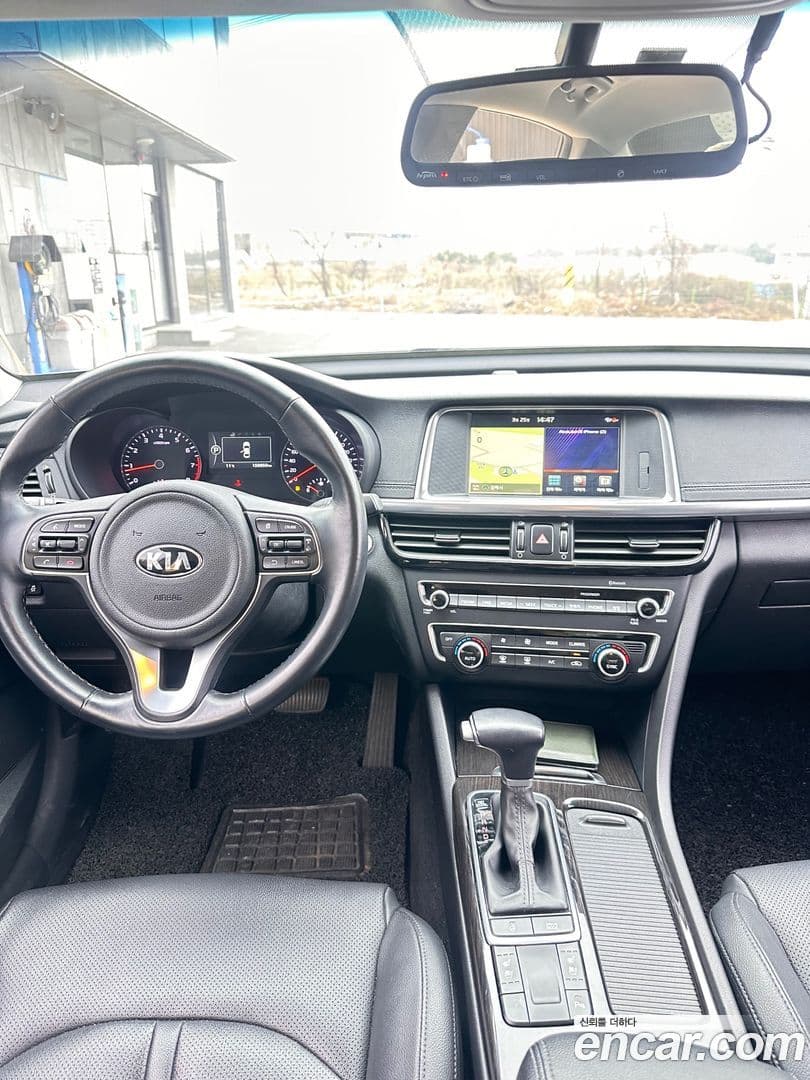 Main__Slider__Photo:K5 Kia 2016.9-9