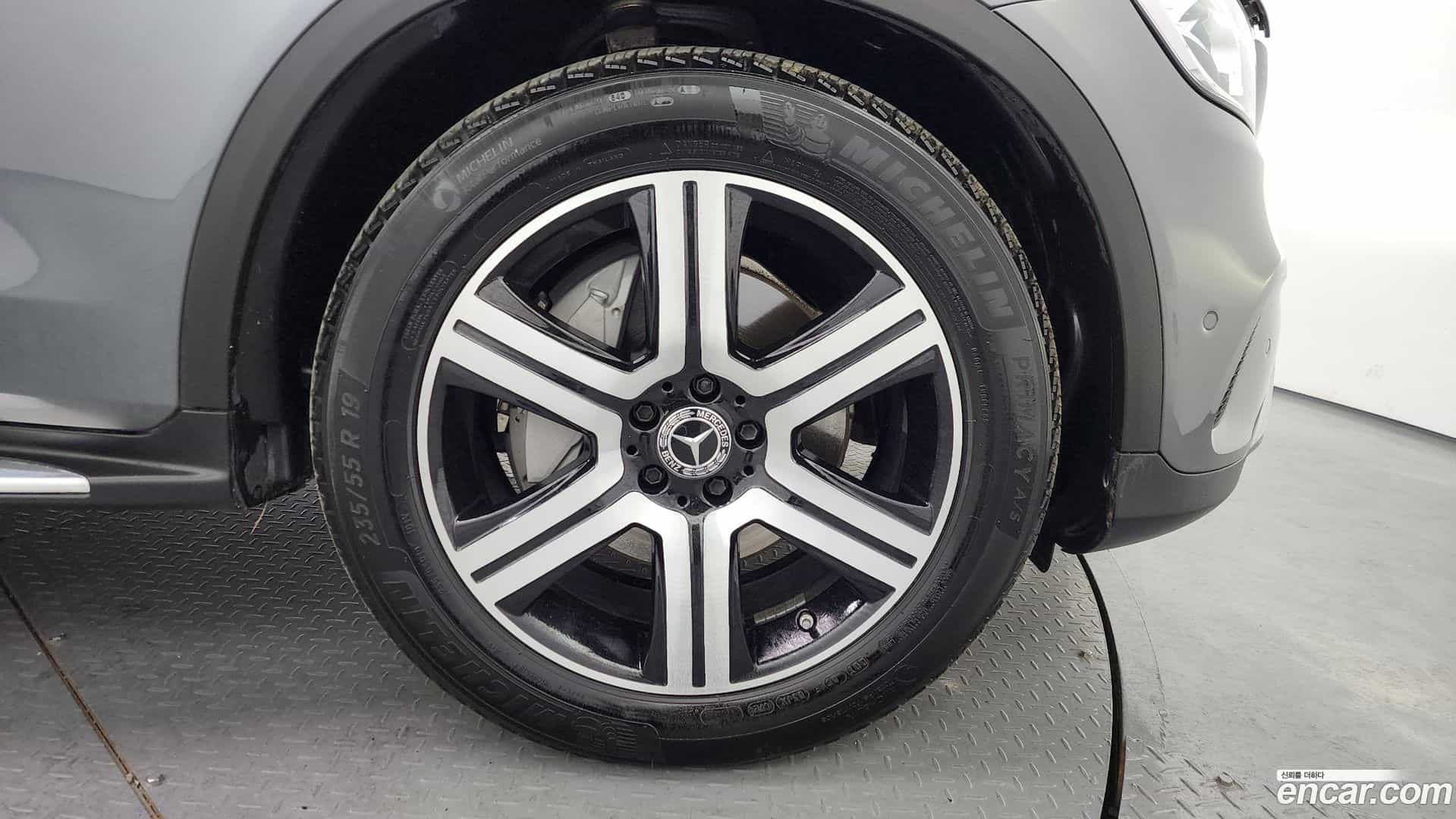 GLC-Class Mercedes-Benz 2020.5-OUTER-005