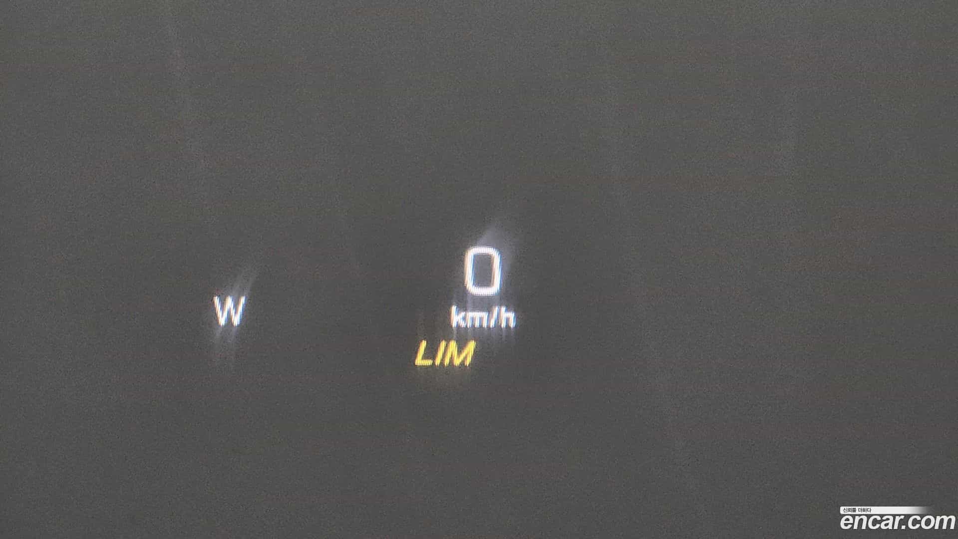 GLC-Class Mercedes-Benz 2020.5-OPTION-021