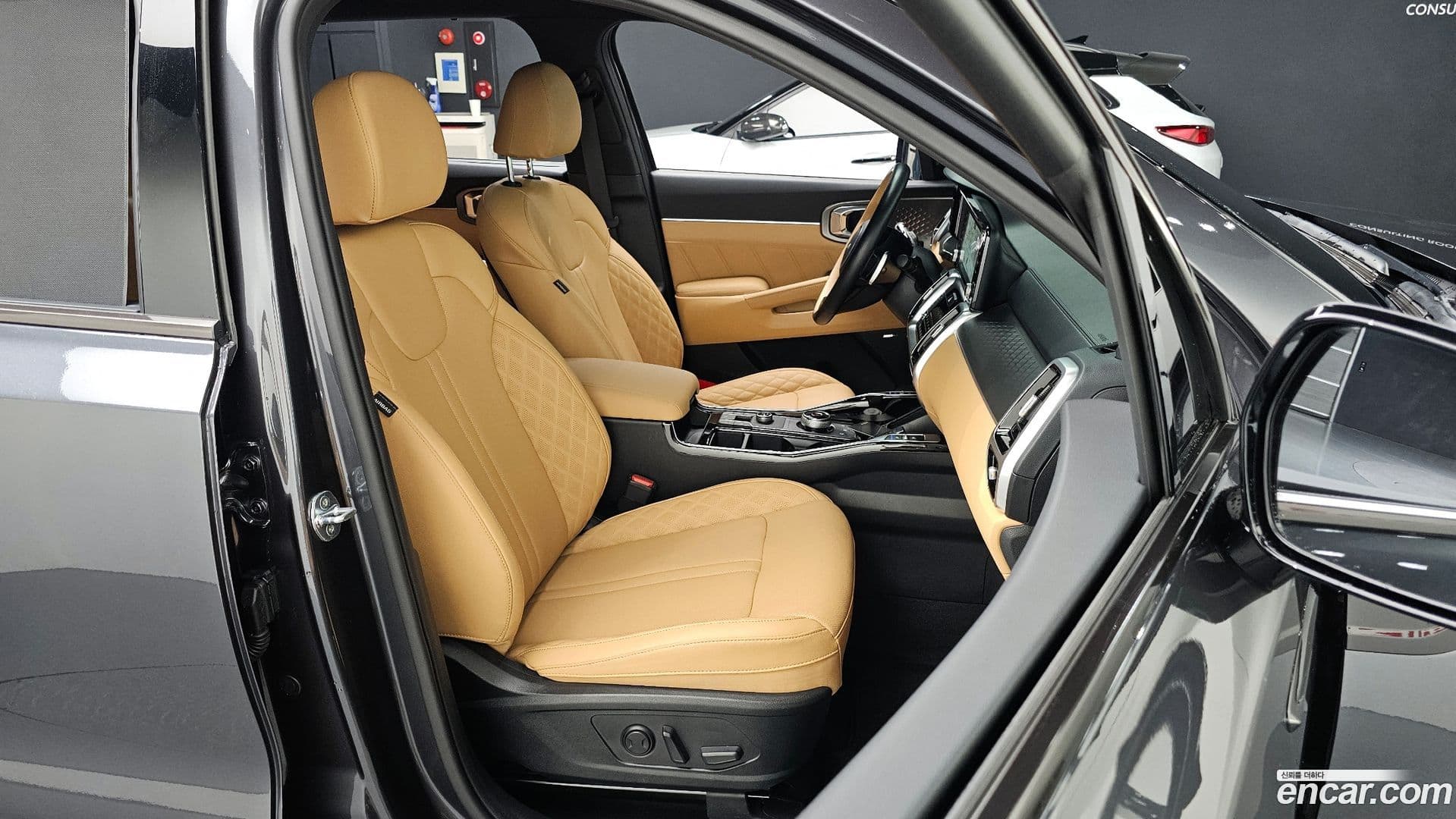 Main__Slider__Photo:Sorento Kia 2022.1-9