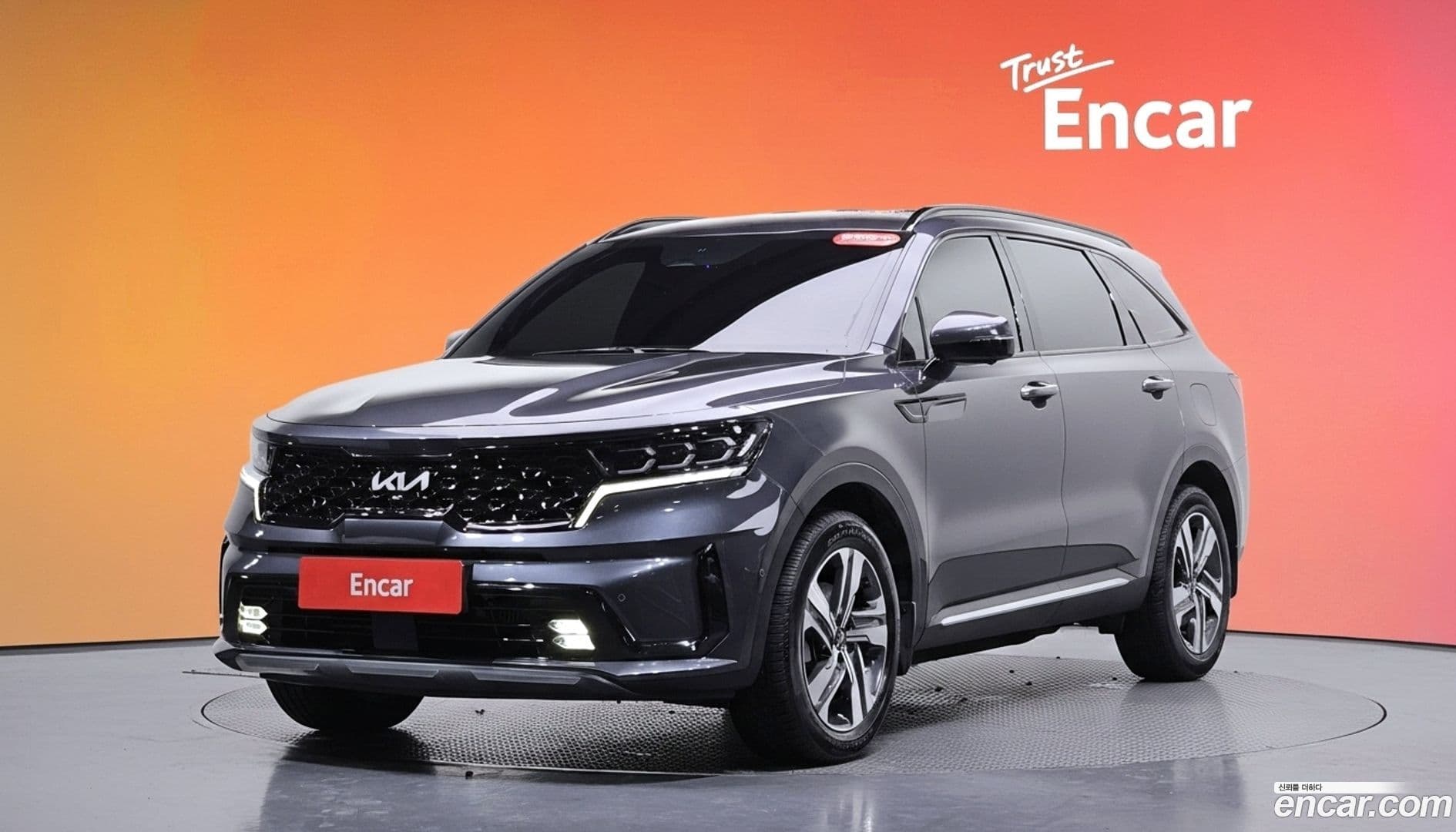 Main__Slider__Photo:Sorento Kia 2022.1-0