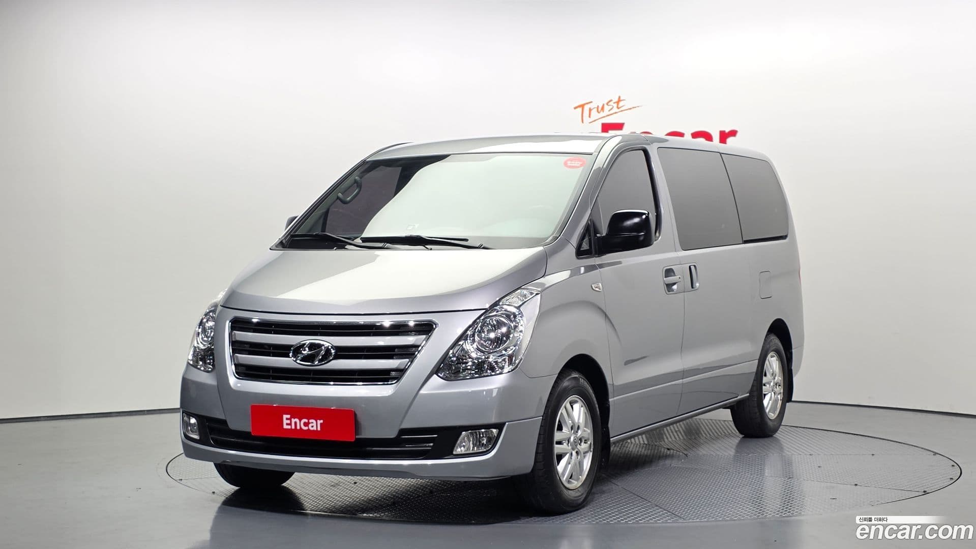 Main__Slider__Photo:Starex Hyundai 2016.9-0