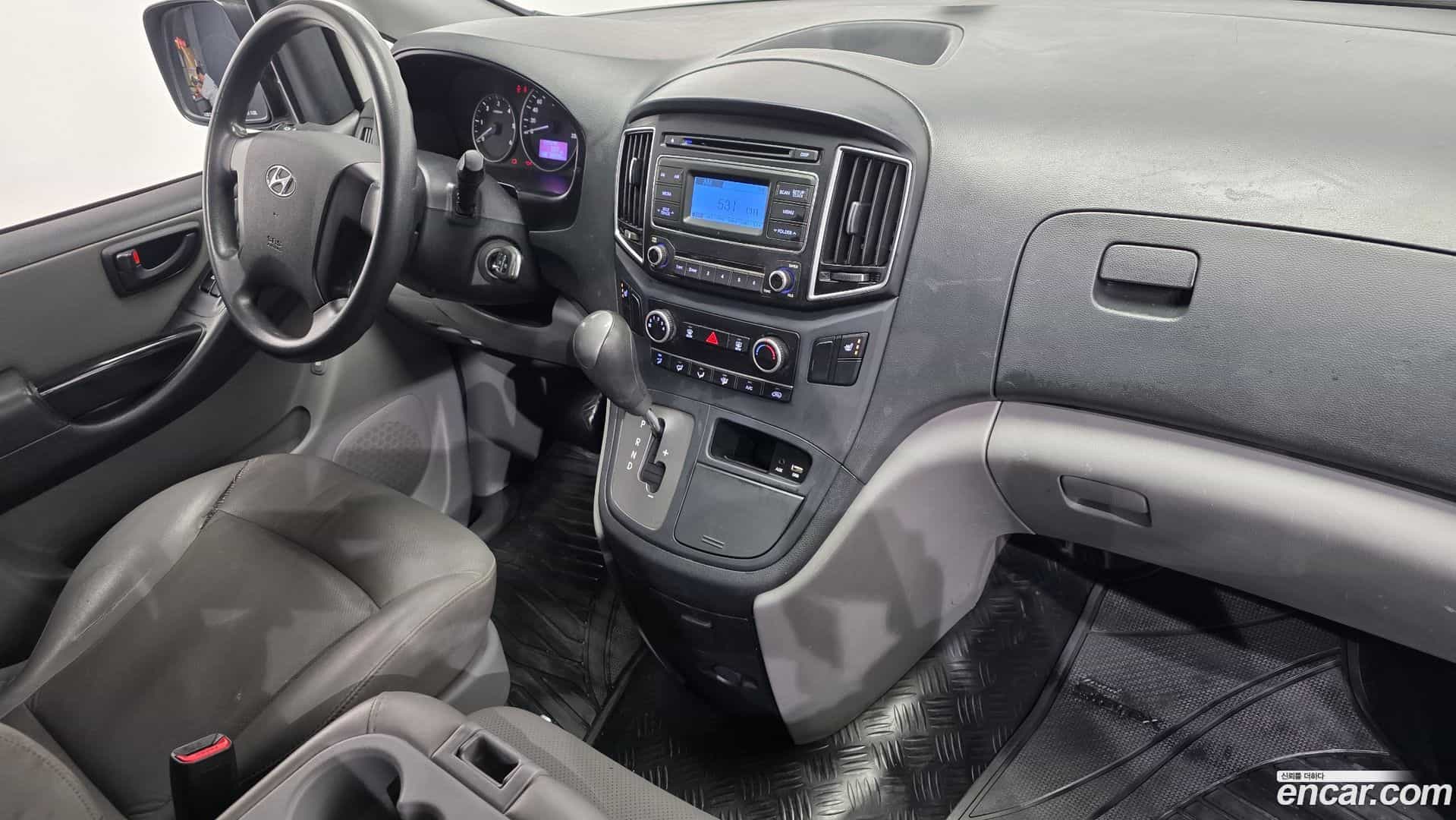 Starex Hyundai 2016.9-INNER-007