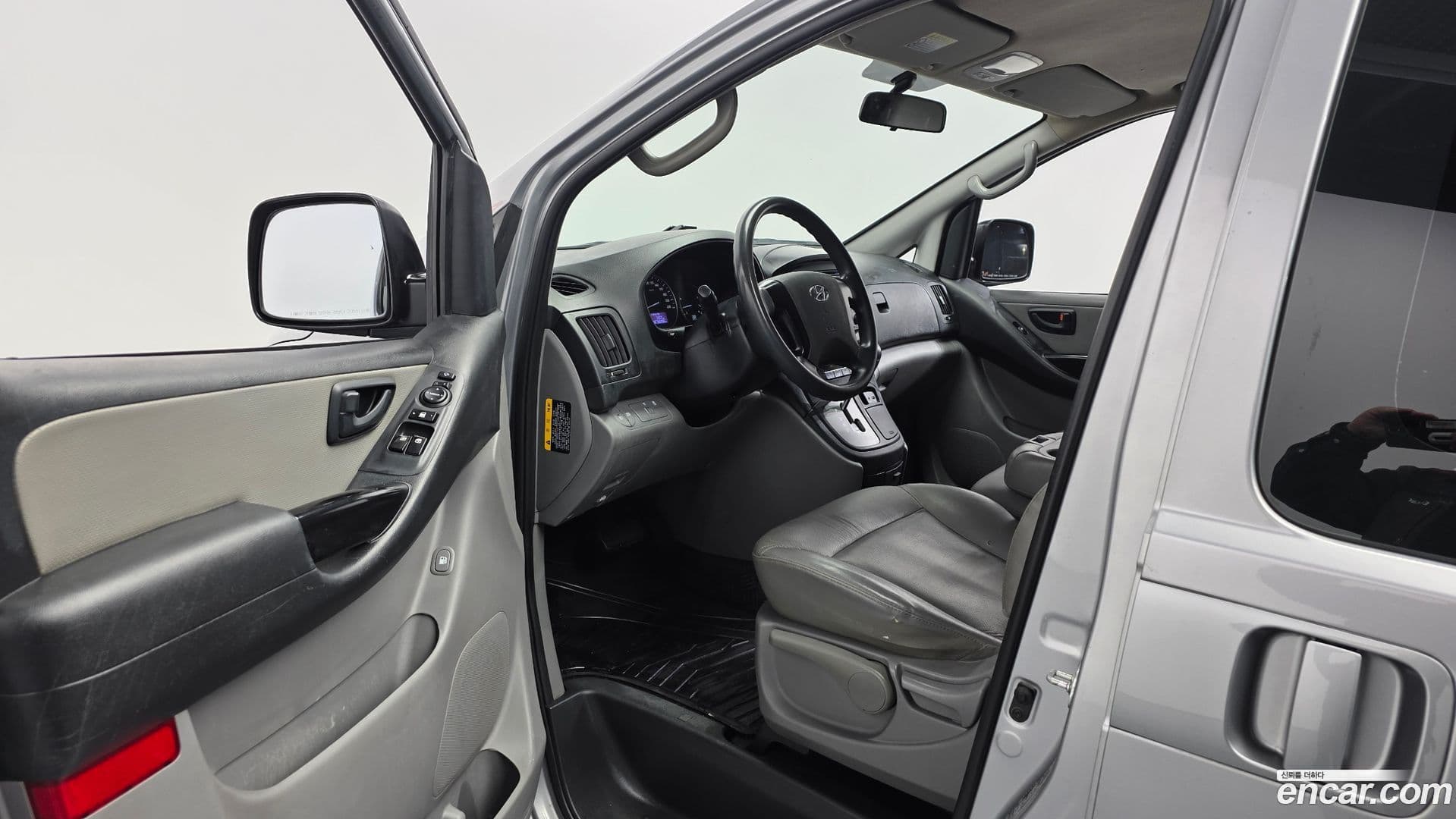 Main__Slider__Photo:Starex Hyundai 2016.9-9