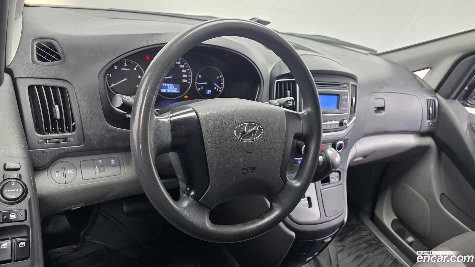 Starex Hyundai 2016.9-OPTION-017