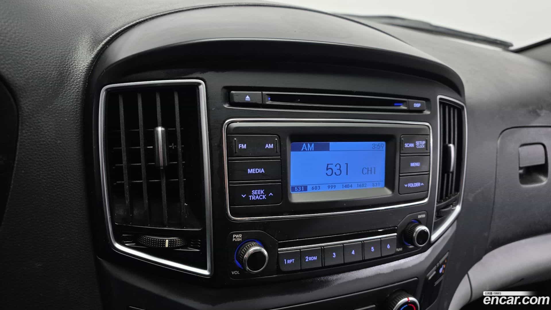 Starex Hyundai 2016.9-OPTION-018