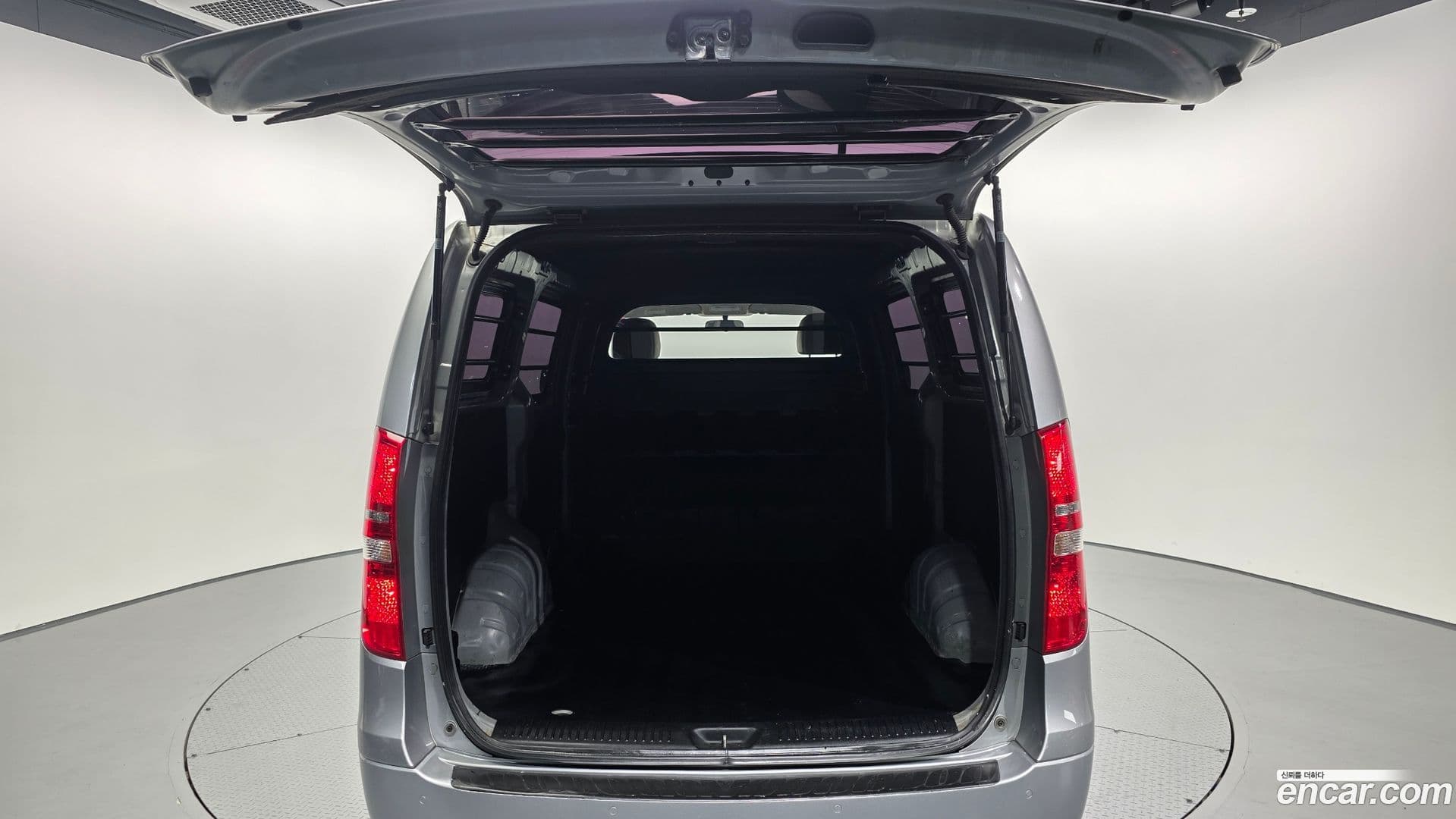 Main__Slider__Photo:Starex Hyundai 2016.9-19