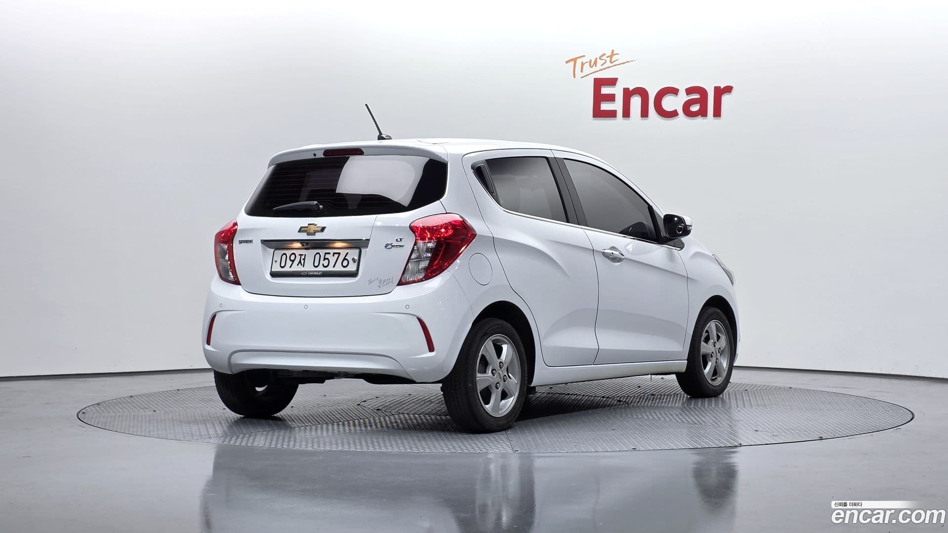 Main__Slider__Photo:Spark ChevroletGMDaewoo 2016.1-1