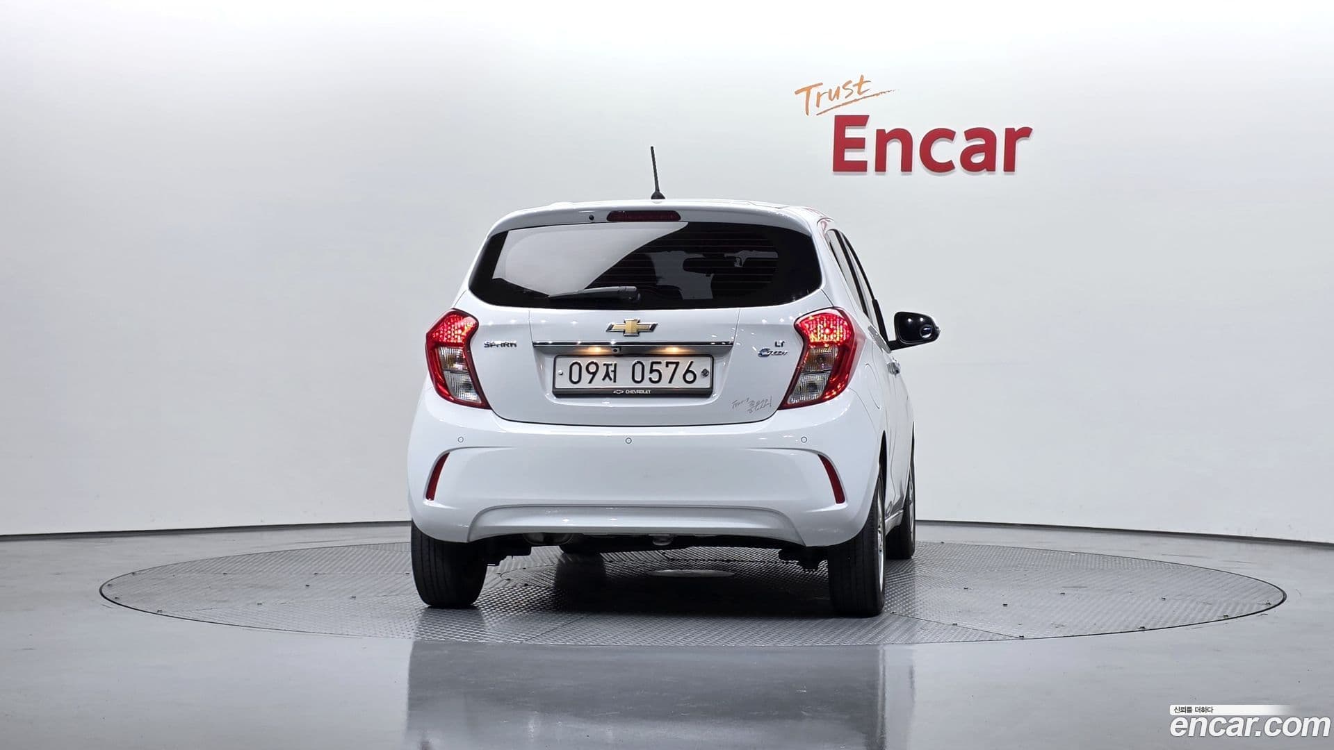 Main__Slider__Photo:Spark ChevroletGMDaewoo 2016.1-3