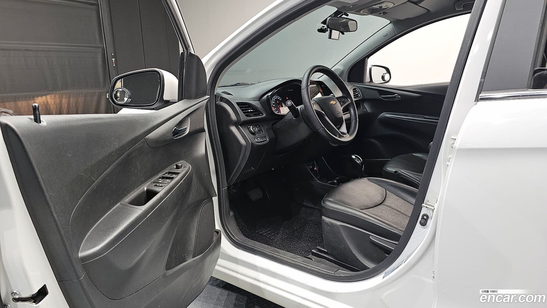 Main__Slider__Photo:Spark ChevroletGMDaewoo 2016.1-9