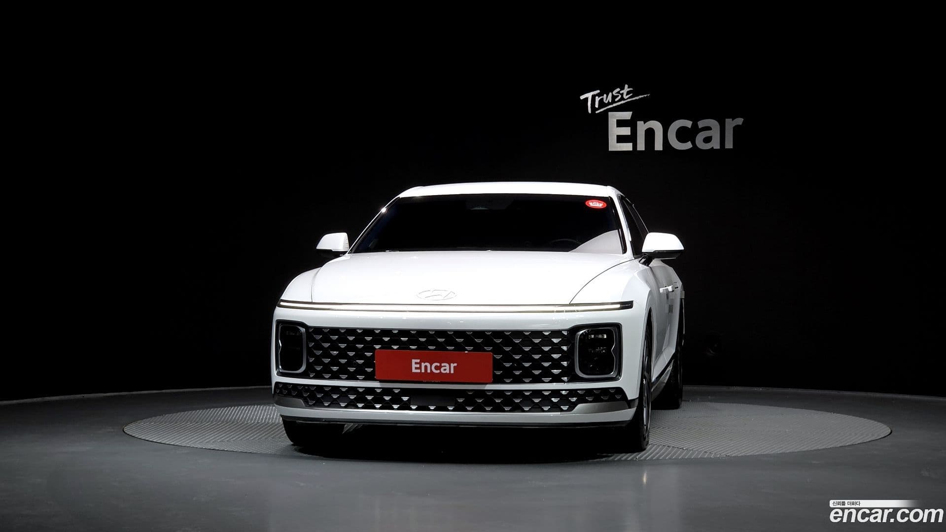 Main__Slider__Photo:Grandeur Hyundai 2023.5-2